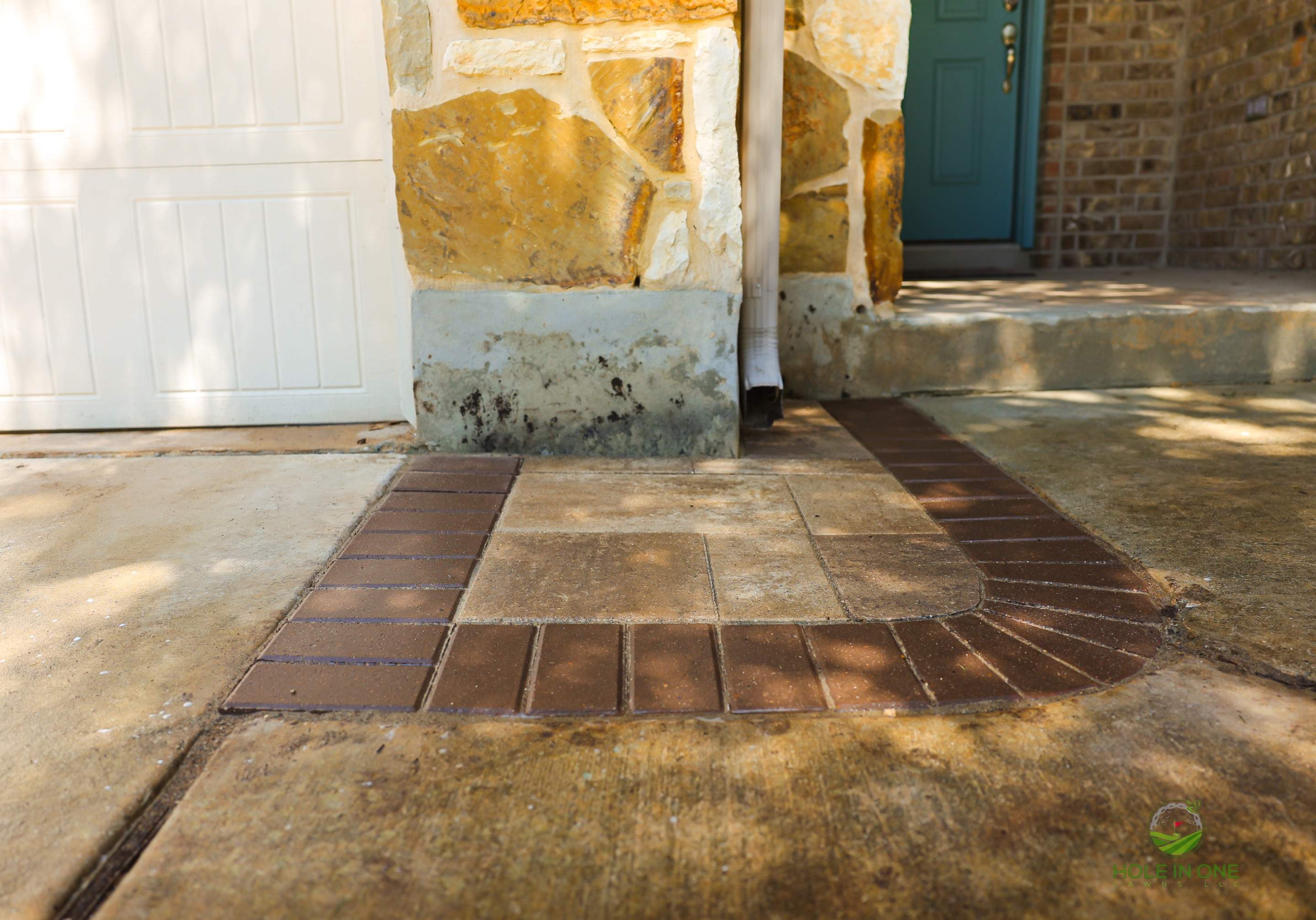 Wortham Oaks, San Antonio Tx. by Hole In One Lawns, LLC