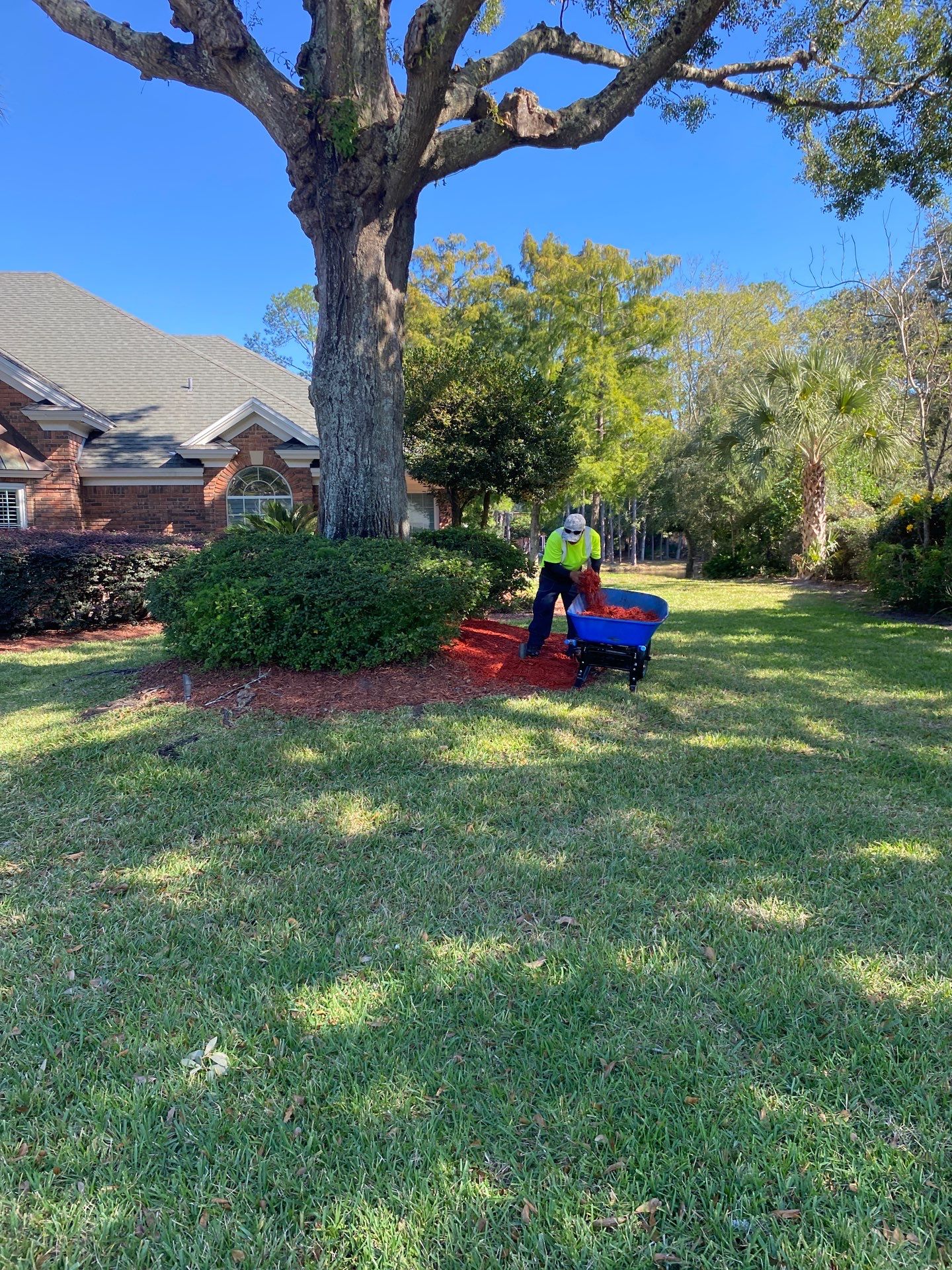 Deerwood Resident | Mulch Freshen Up by ProGreen Services