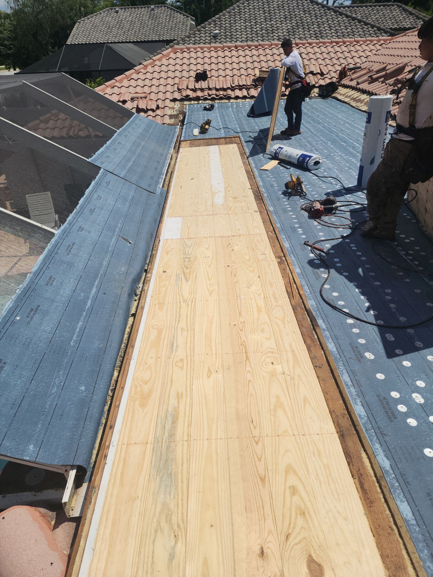 Flat Roof Replacement in Boca Raton – Quality, Integrity, and Expert Craftsmanship by Aastro Roofing