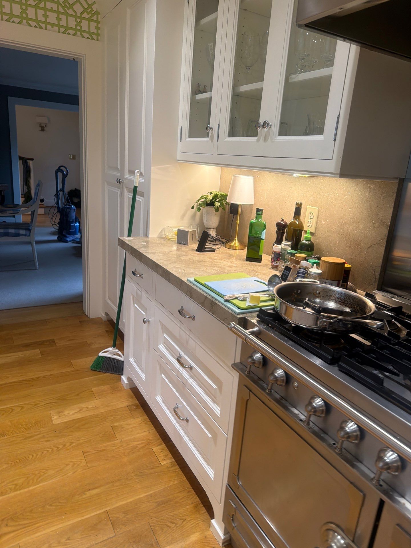 House Cleaning and Maid Service in Dunthorpe Portland by Cloud 9 Professional Cleaning Services