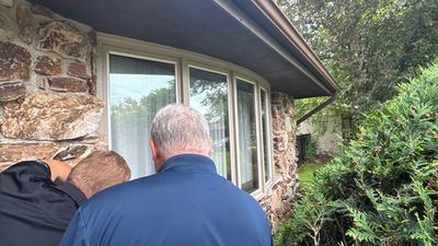 Why Indian Creek Gutters Clog and Ice Up