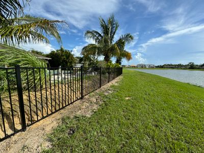 Aluminum Fence Installation using 3 Rail Aluminum Fence