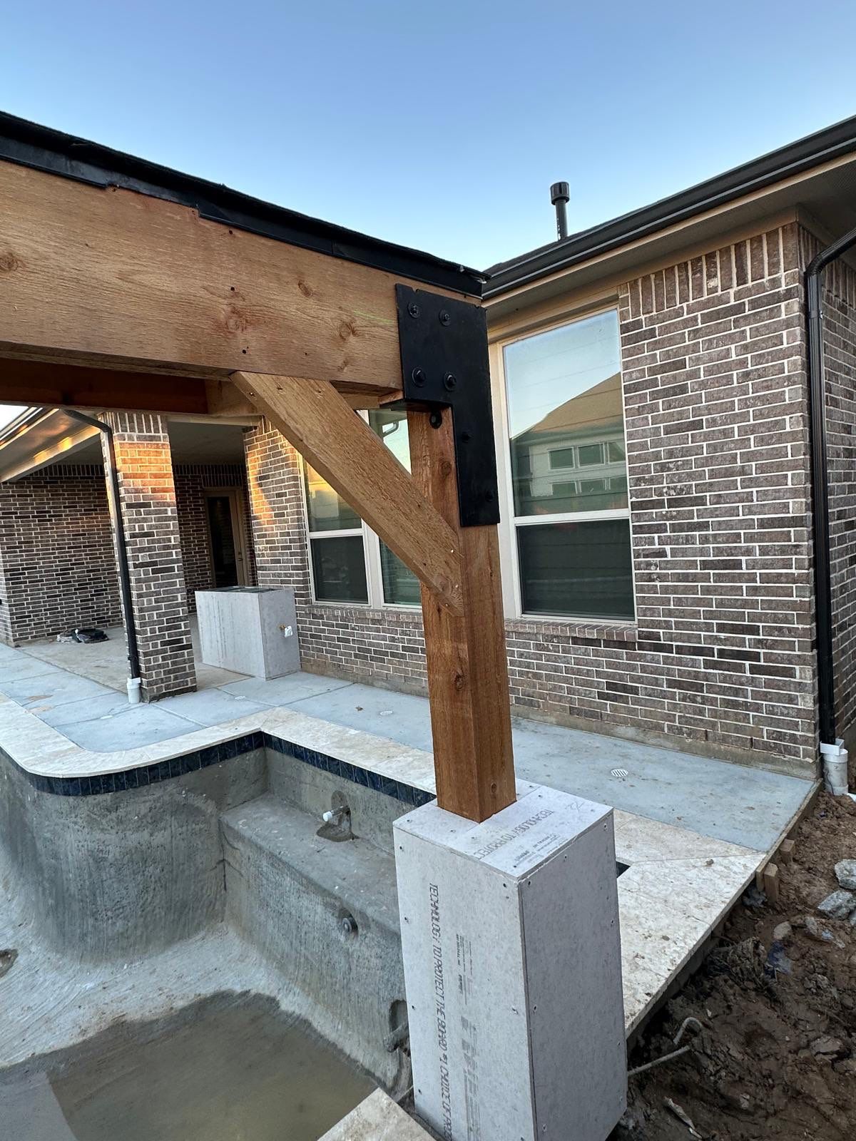 Summer Kitchen in Fulshear by SophAlx LLC