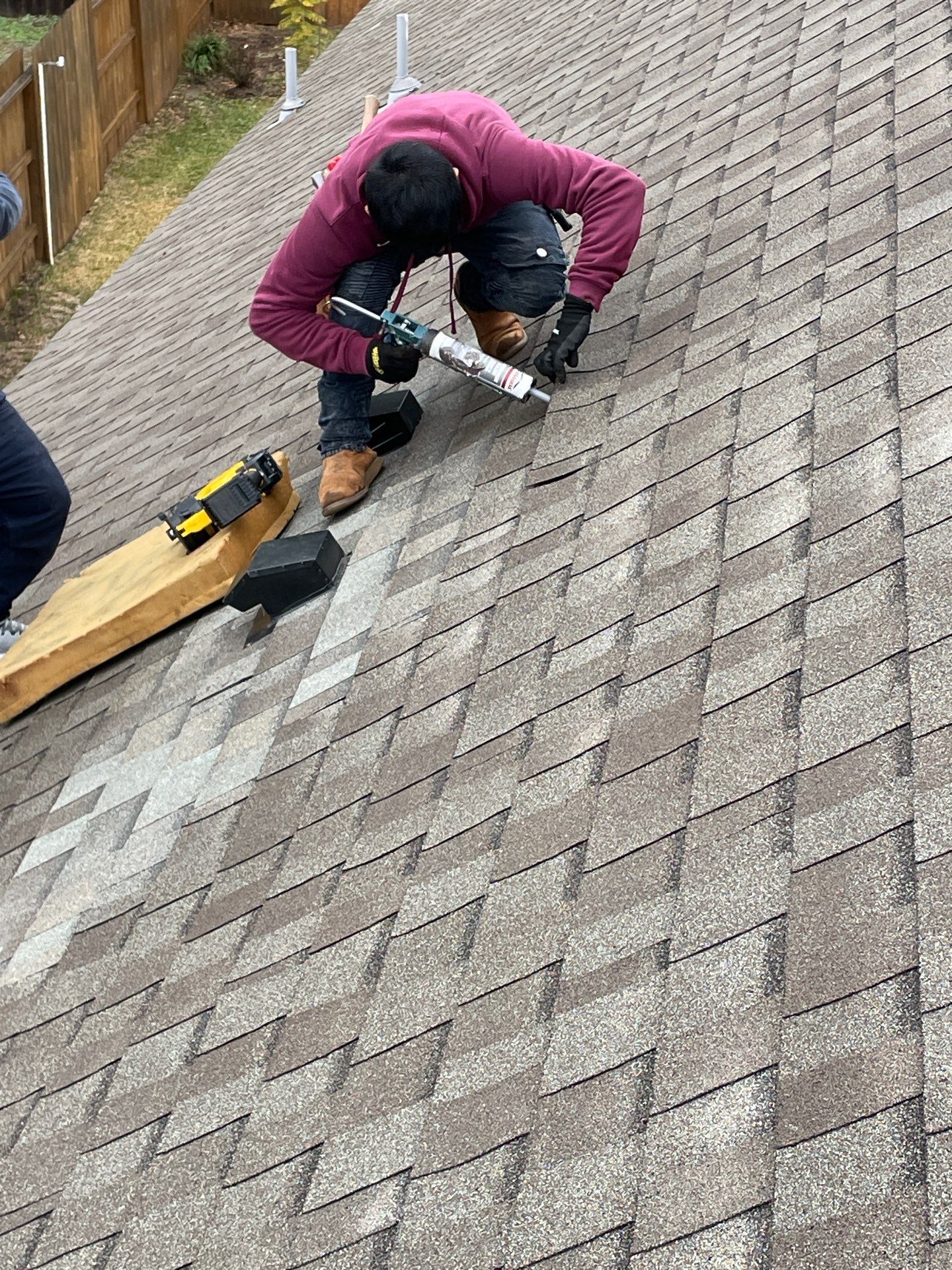 Hail Damage using Owen's Corning Duration (Lifetime) Shingles by Roof Repair Company