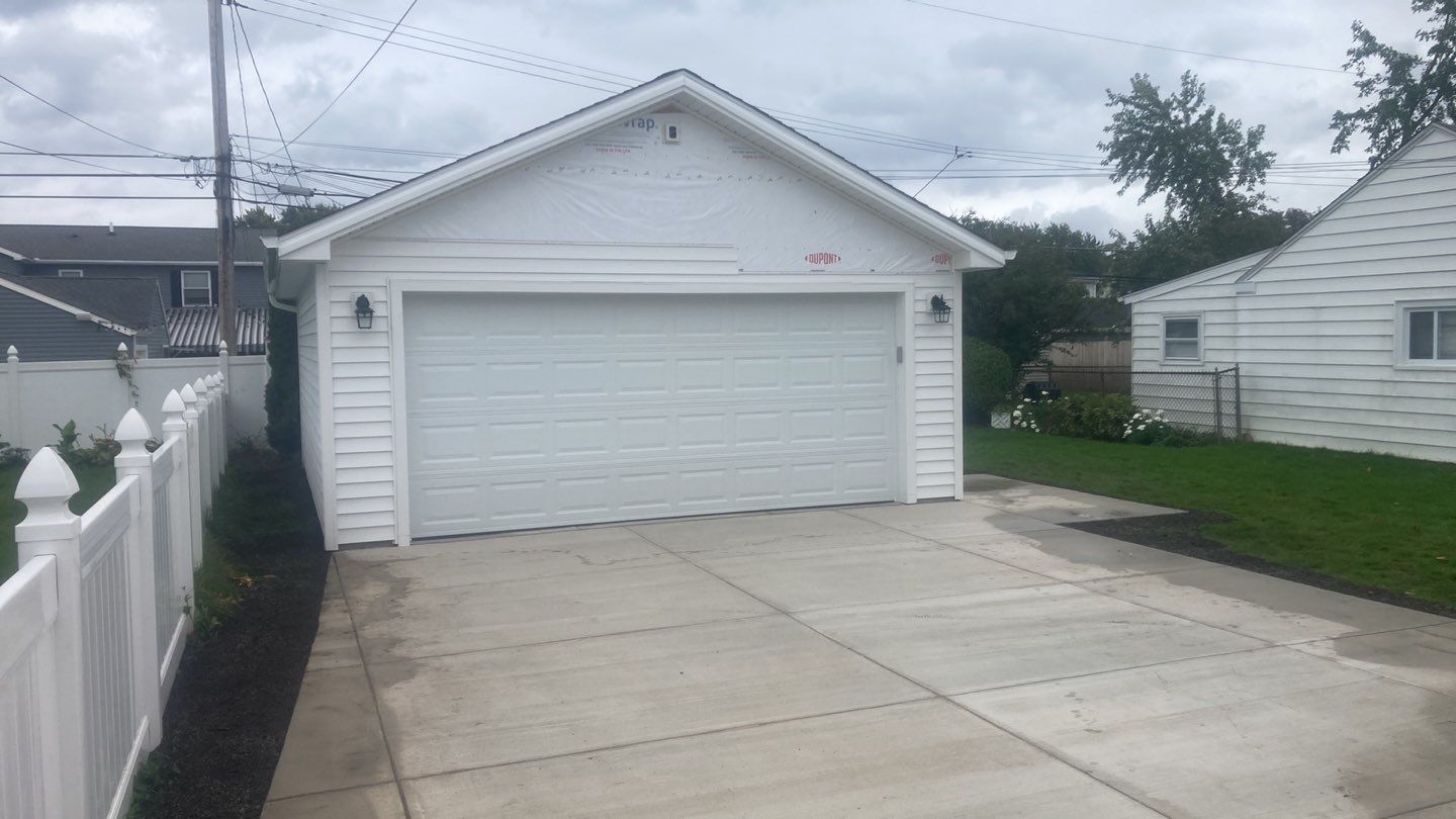 Garage And Concrete by Ivy Lea Construction