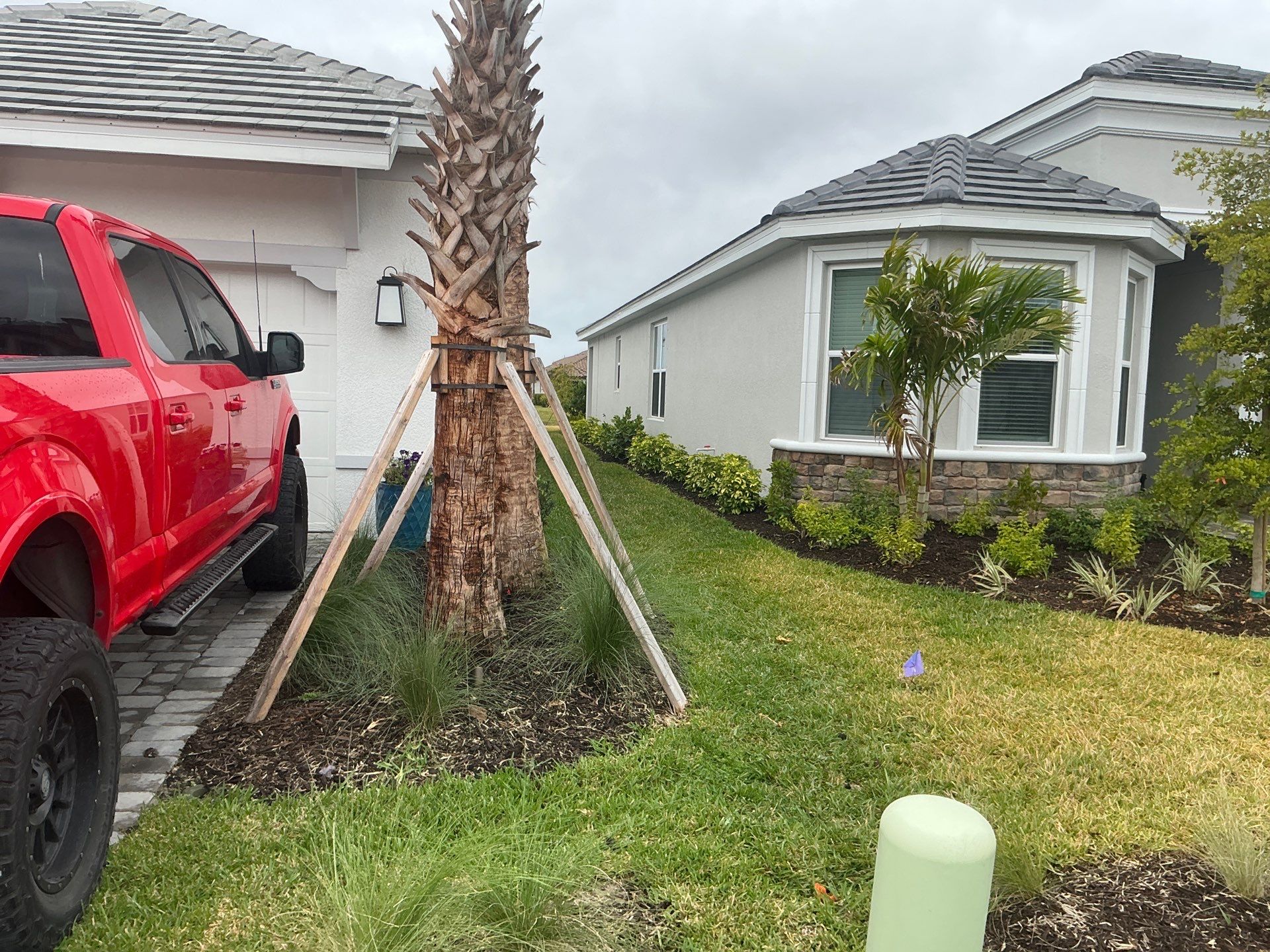 Aluminum Seamless Gutters in Bradenton FL by Gutter Professor by Gutter Professors