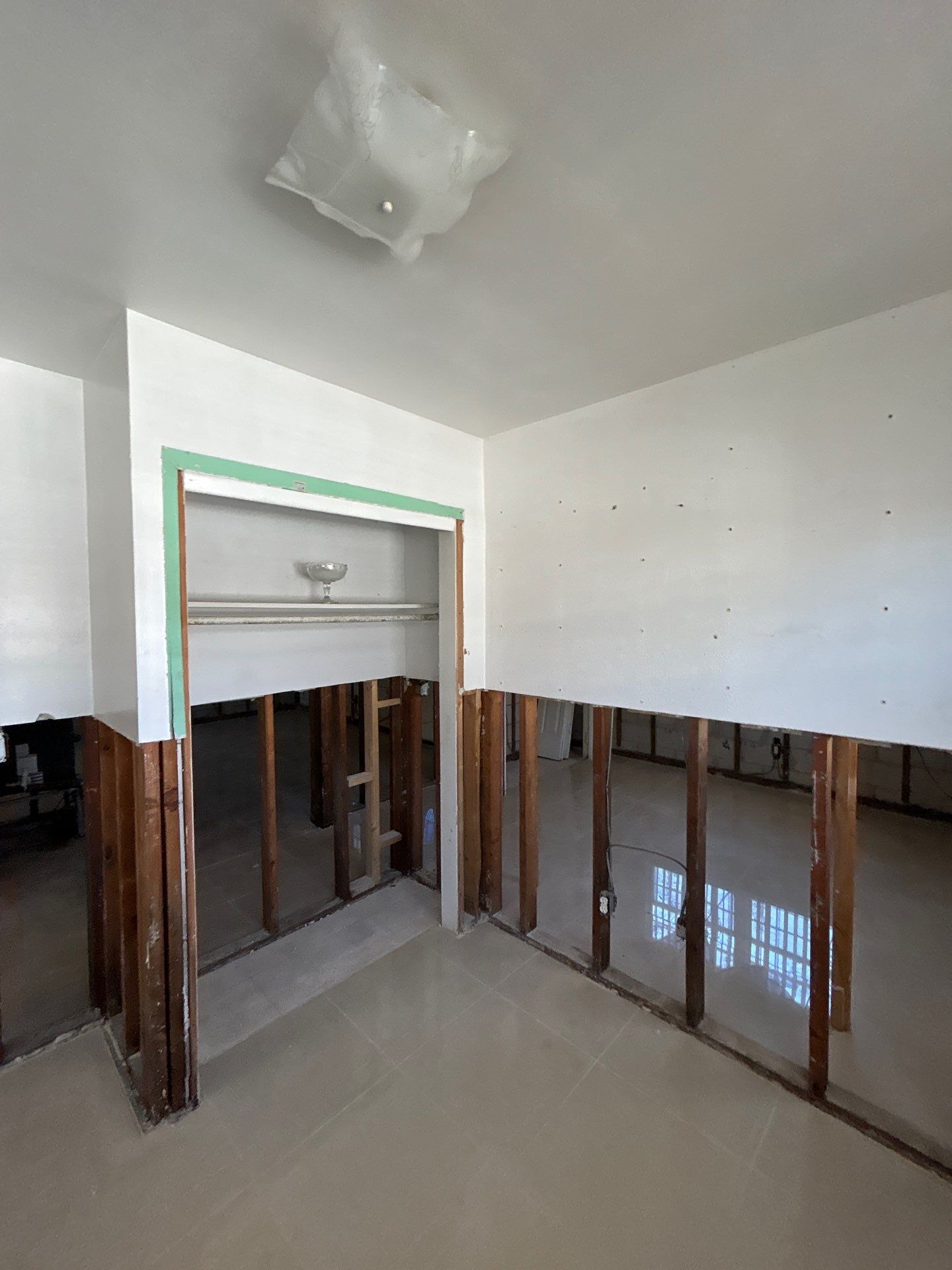 Tampa Mold Removal by Ampm Restoration Services