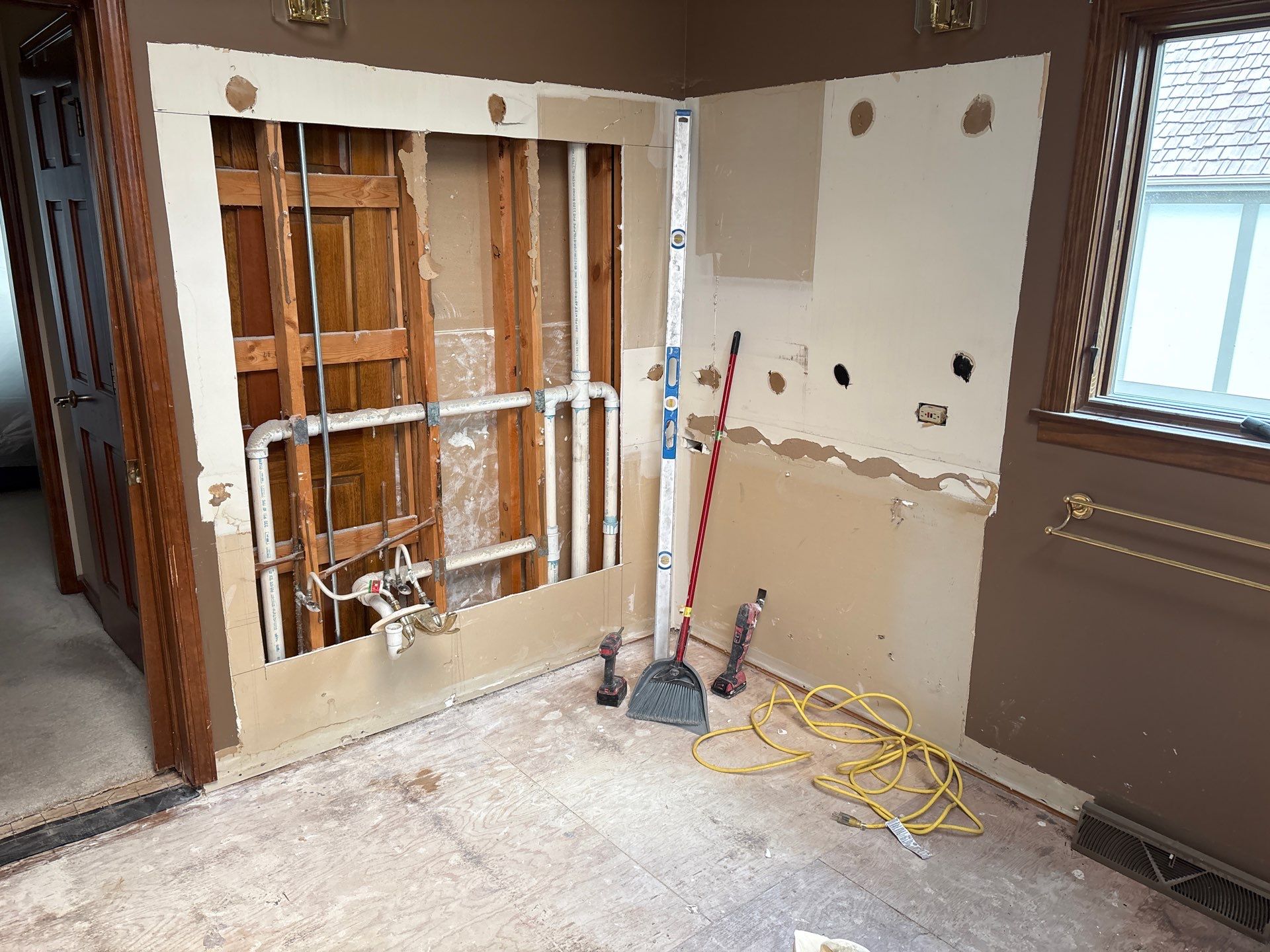 Mirror mirror on the wall… we had to overhaul it all by Snap Home Solutions