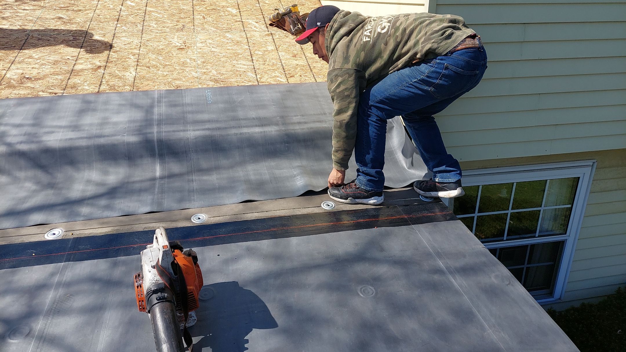 Black Shadow & Rubber by Tamlin Roofing