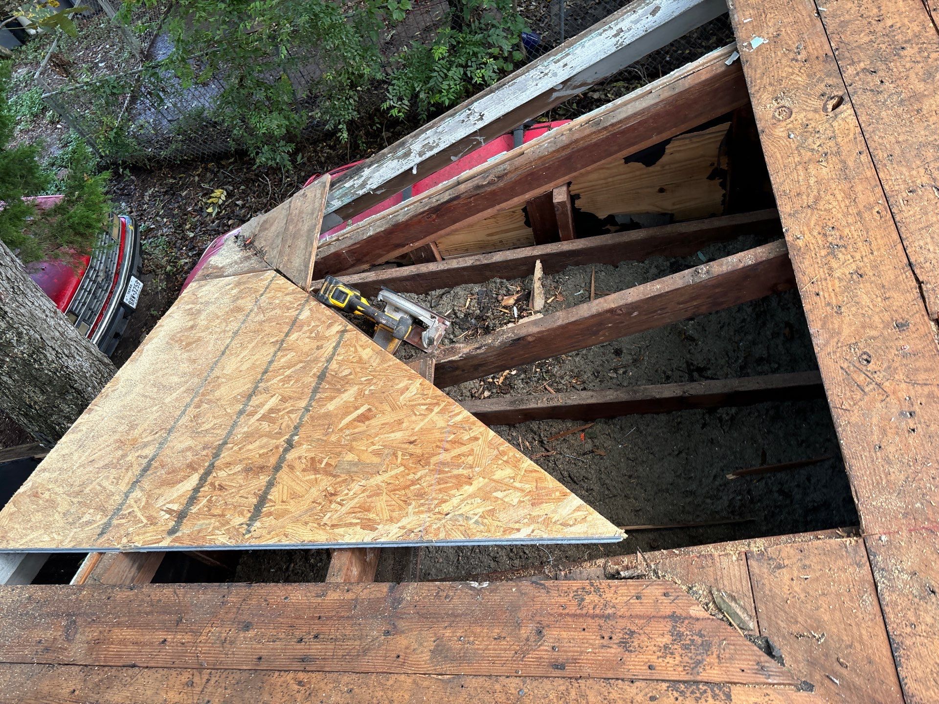 Residential Roofing Installation using Owen's Corning Duration (Lifetime) Shingles by Roof Repair Company