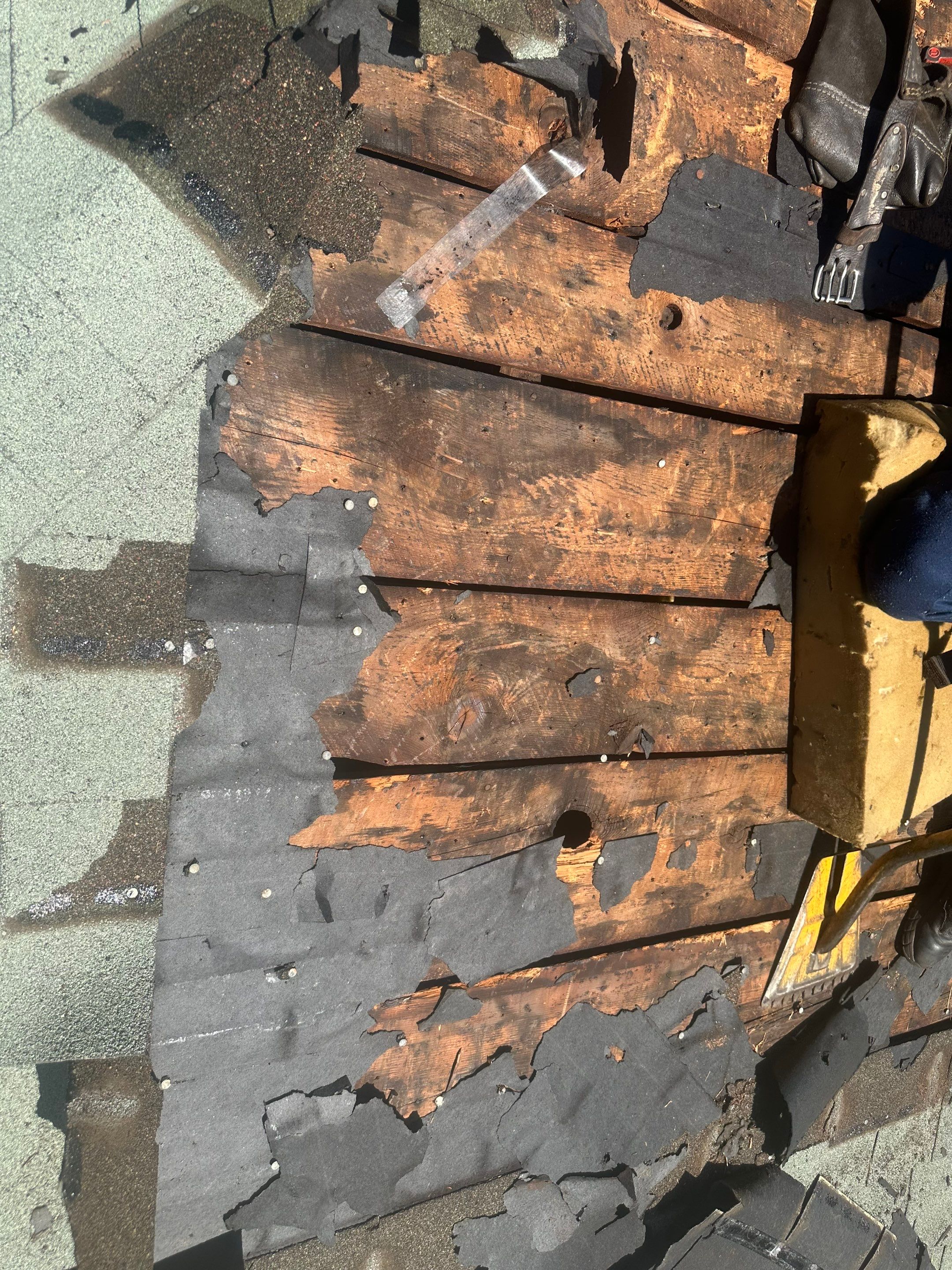 Claremont, NH – Complete Roof Deck Restoration & Owens Corning Roof Installation by Tall pine roofing