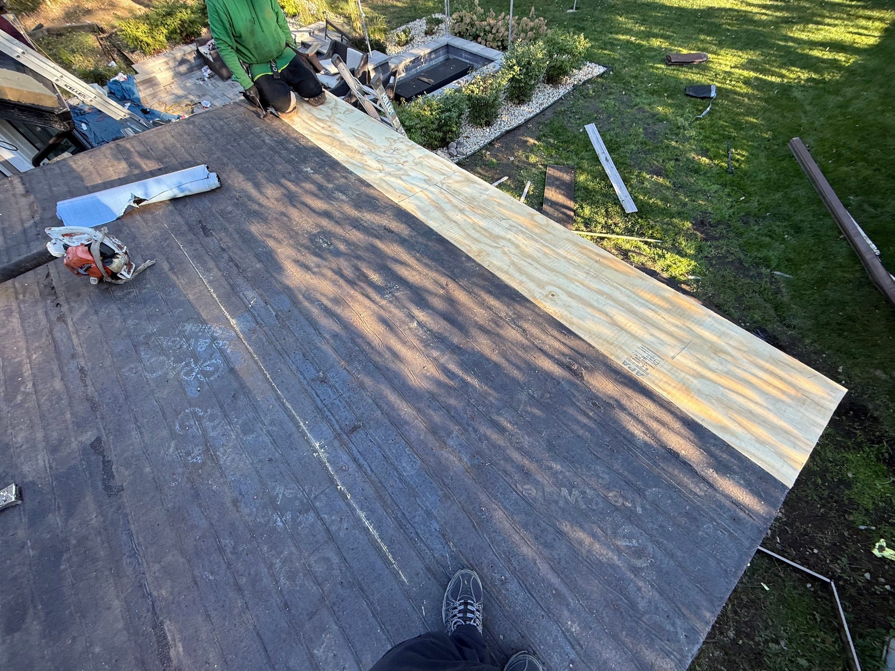 Roofing, fascia, windows by Optimal Home Improvement 