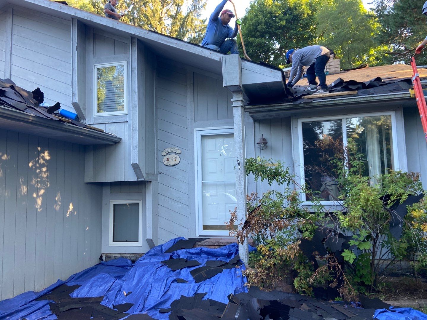 Roof Replacement using CertainTeed Landmark by 180 Contractors