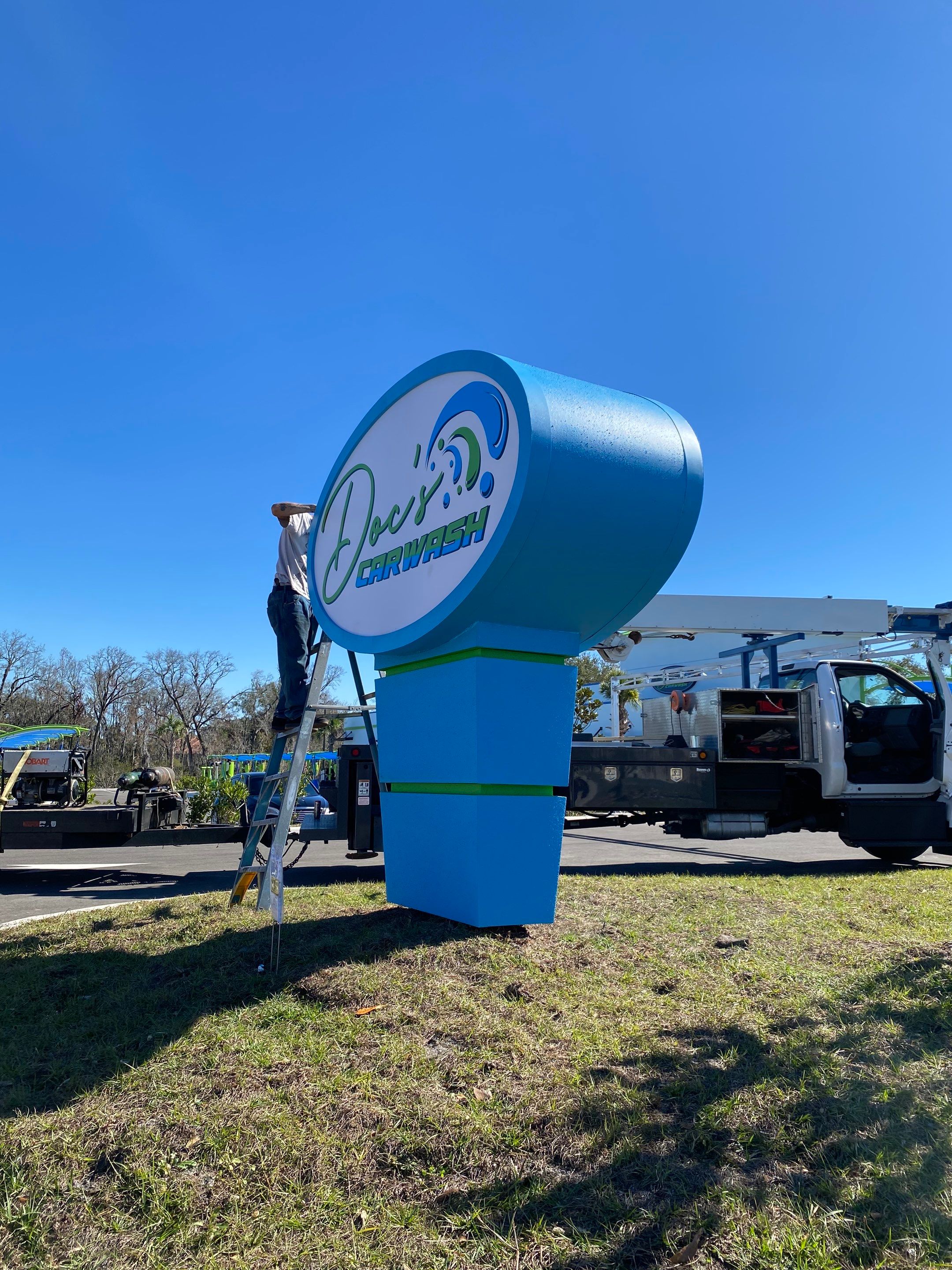 Pylon Sign for Doc's Carwash by SignCrafters