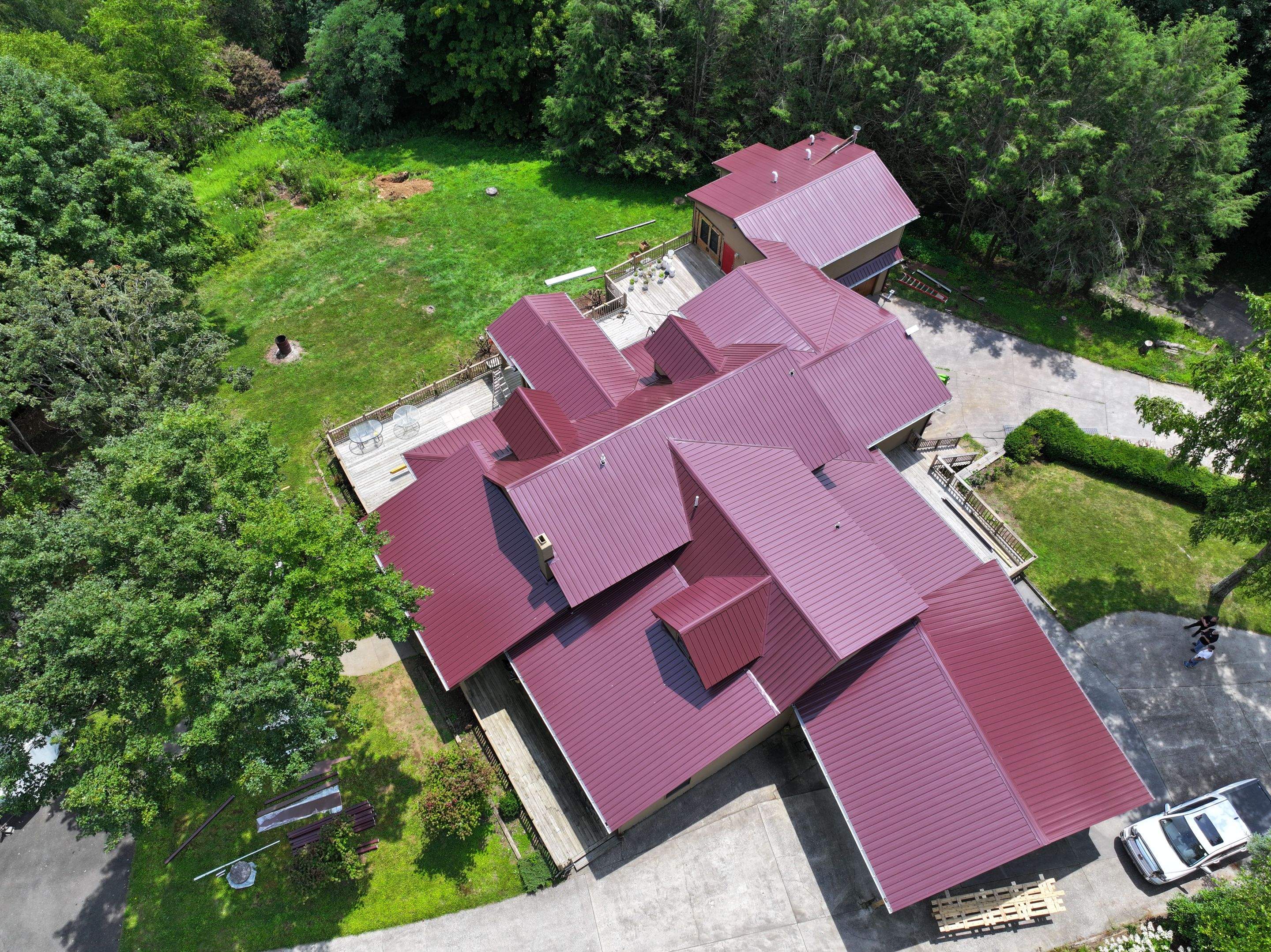 Boutin Residence by Omnia Roofing