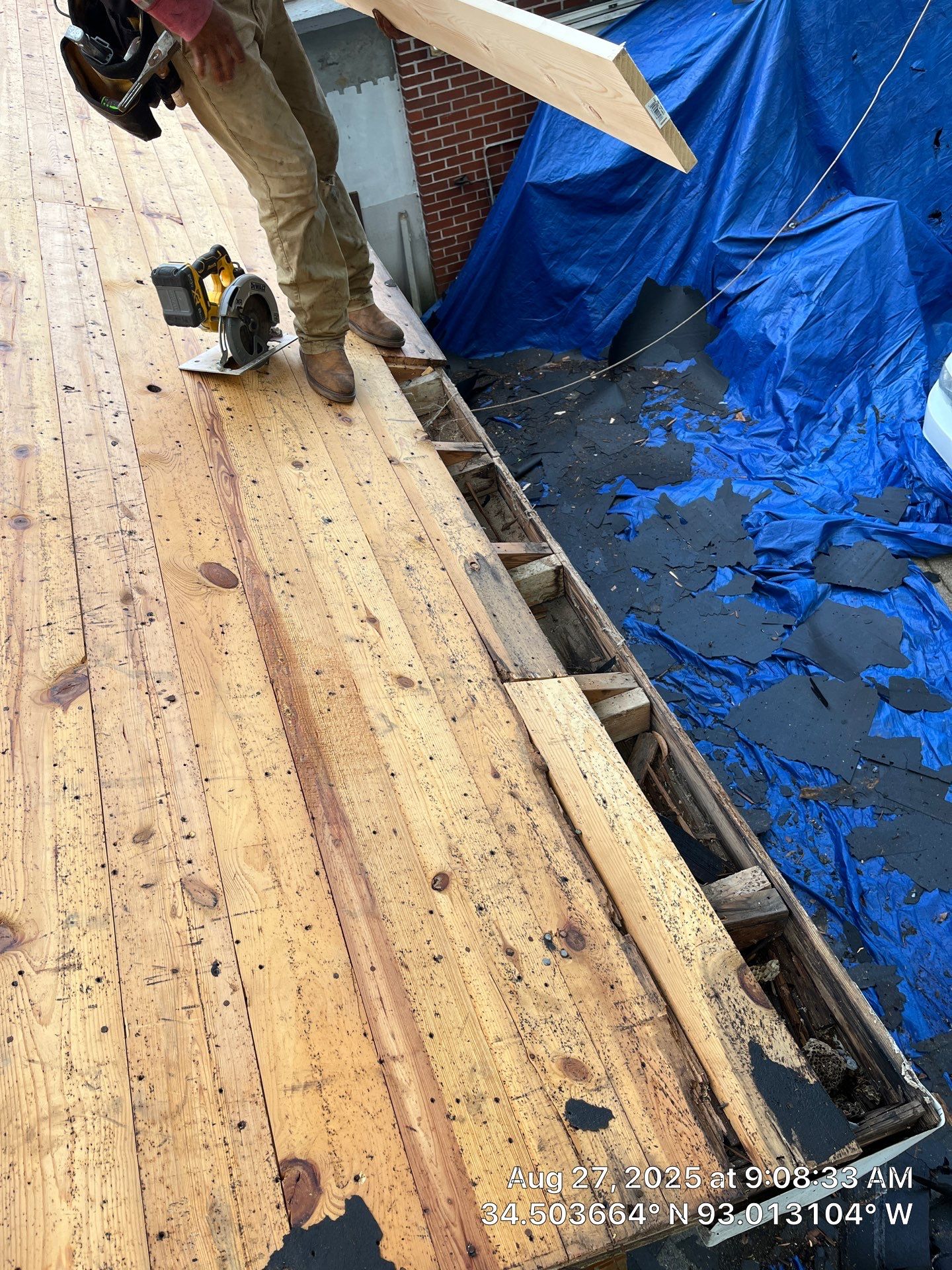 GAF Timberline HDZ Roof Replacement on Brick Home in Hot Springs by Temple Roofing and Exteriors