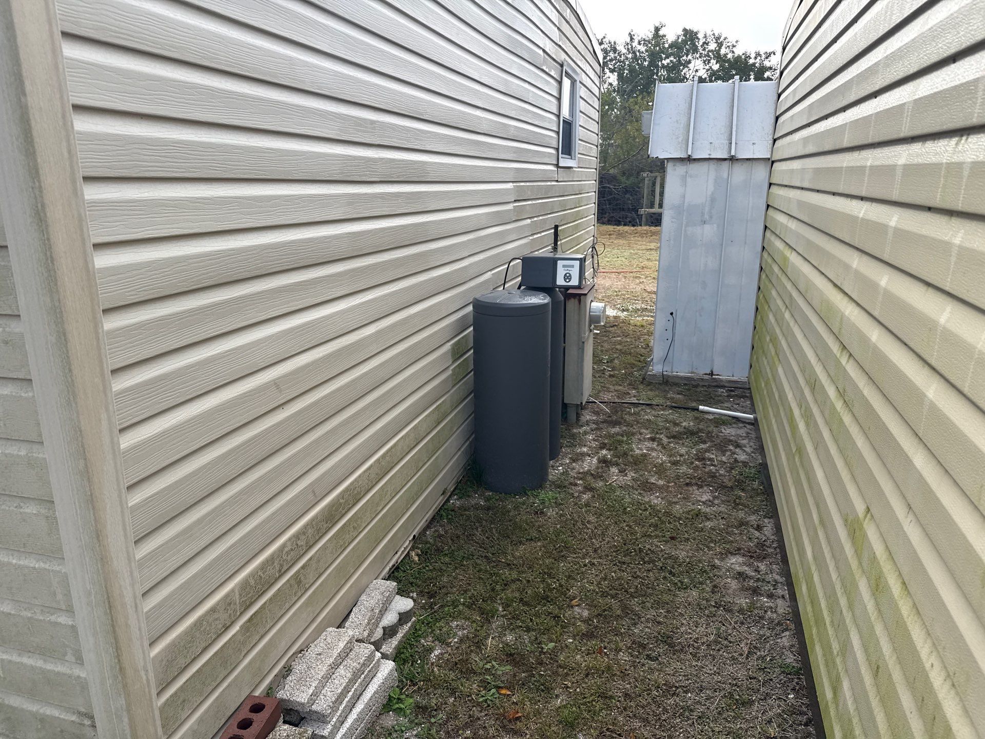 TPO Roof Cleaning & Mobile Home Soft Wash in Chulavista Landings – Ruskin, FL by Sunshine AquaWash