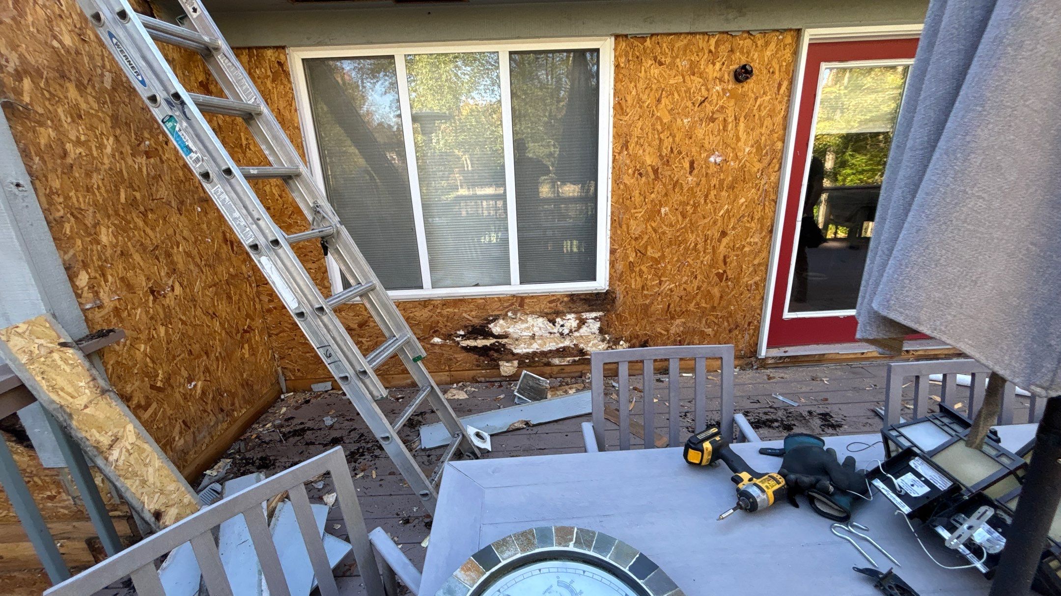 Siding Replacement using Ascend Laguna Blue by 180 Contractors