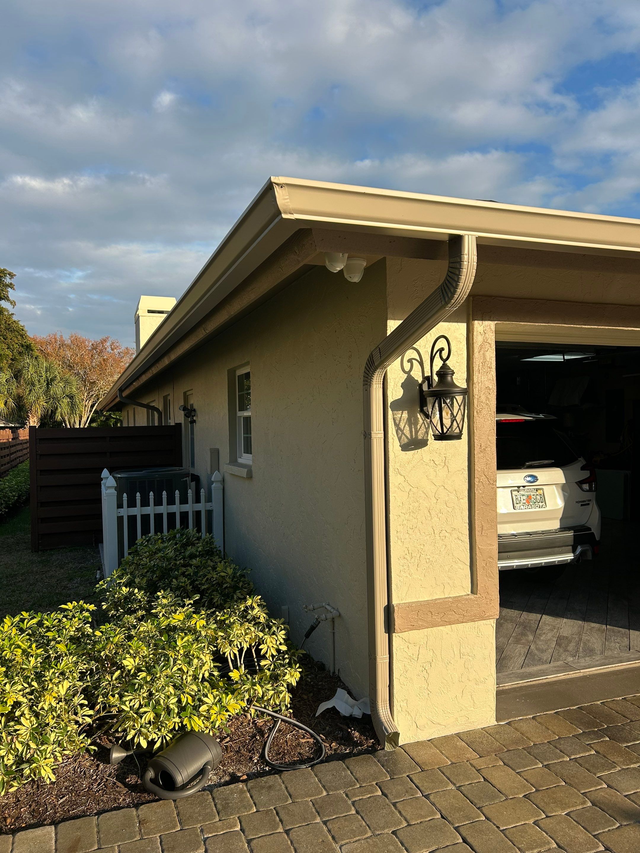Seamless Gutter Replacement for Sarasota's homes by Gutter Professors