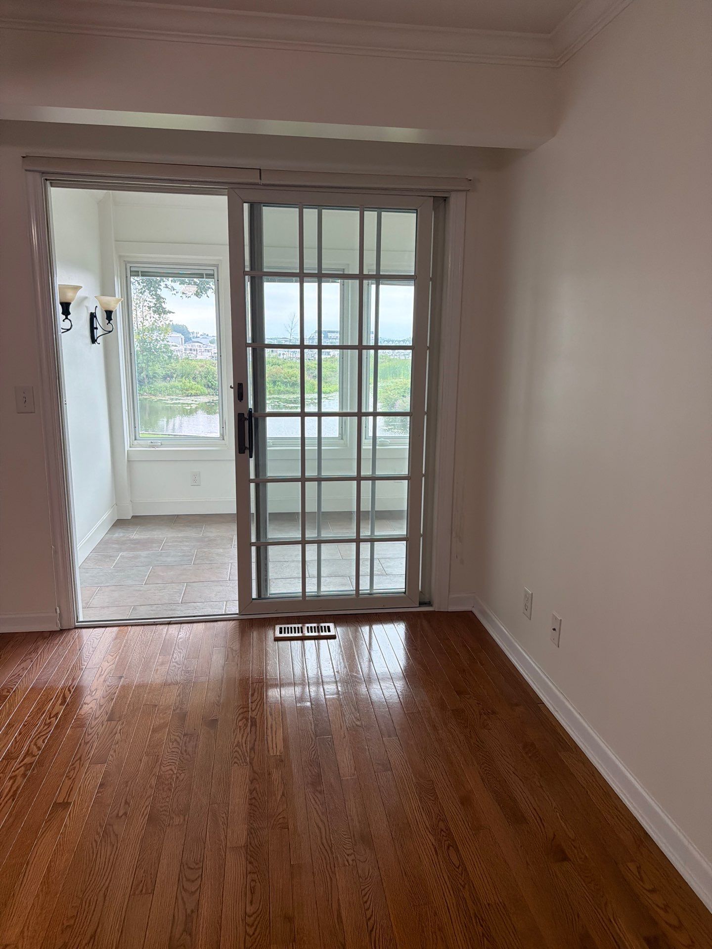 Full Interior Condo Painting in Spring Lake Michigan by Gordon Painting