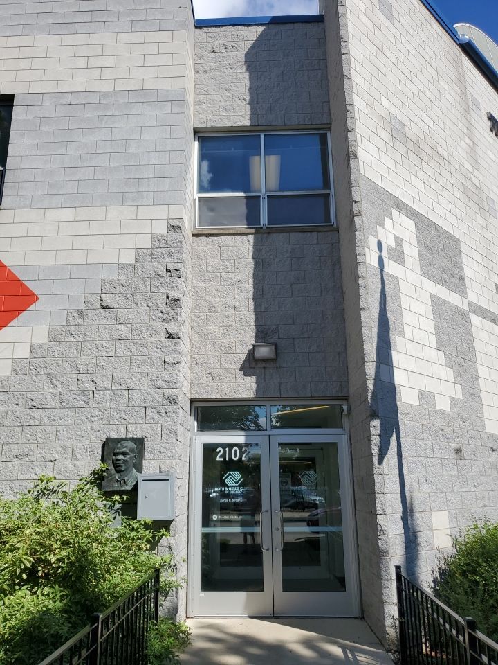 commercial pressure washing using Algaecide, soft wash soap by Northern Power Washing LLC.