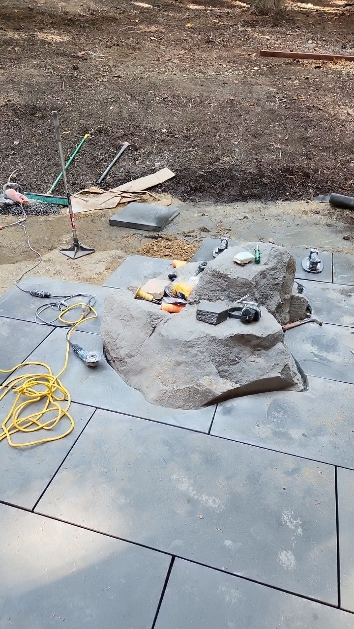 Deck/Patio by The Tahoe Tradesman