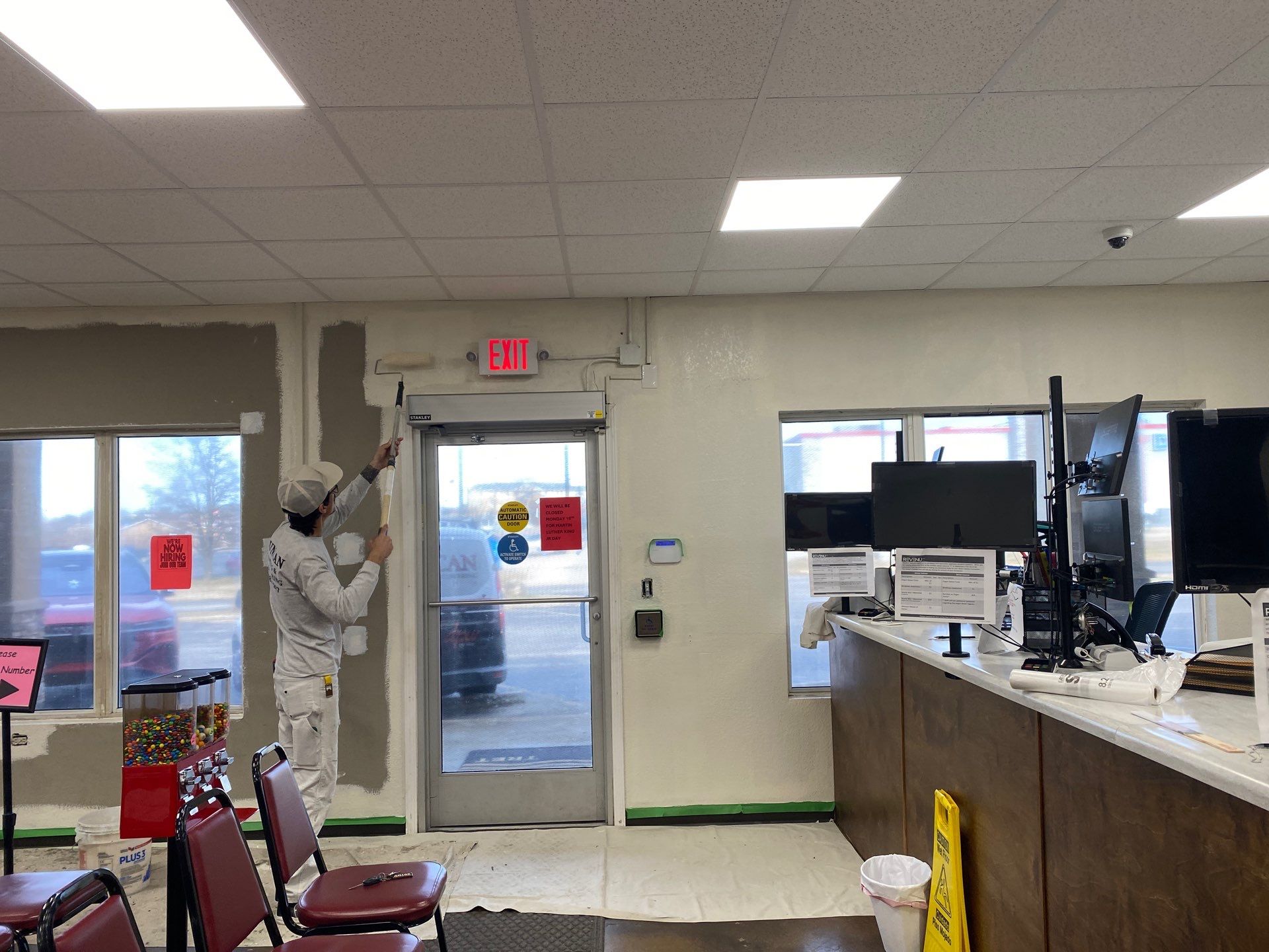 Commercial Interior Painting and Wall Finishing in Poplar Bluff by Duncan Painting And Wallcovering