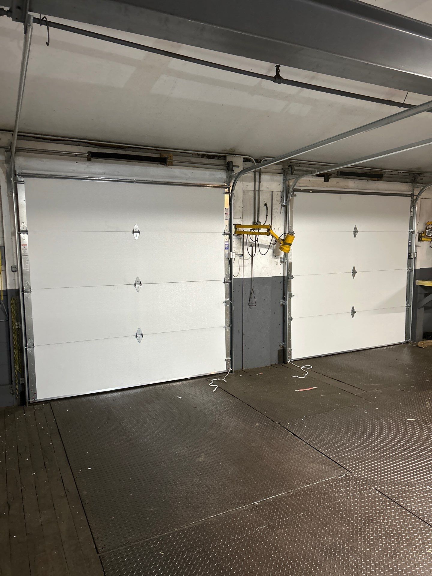 Door Installation using Raynor Encore Garage Door by Keene Door