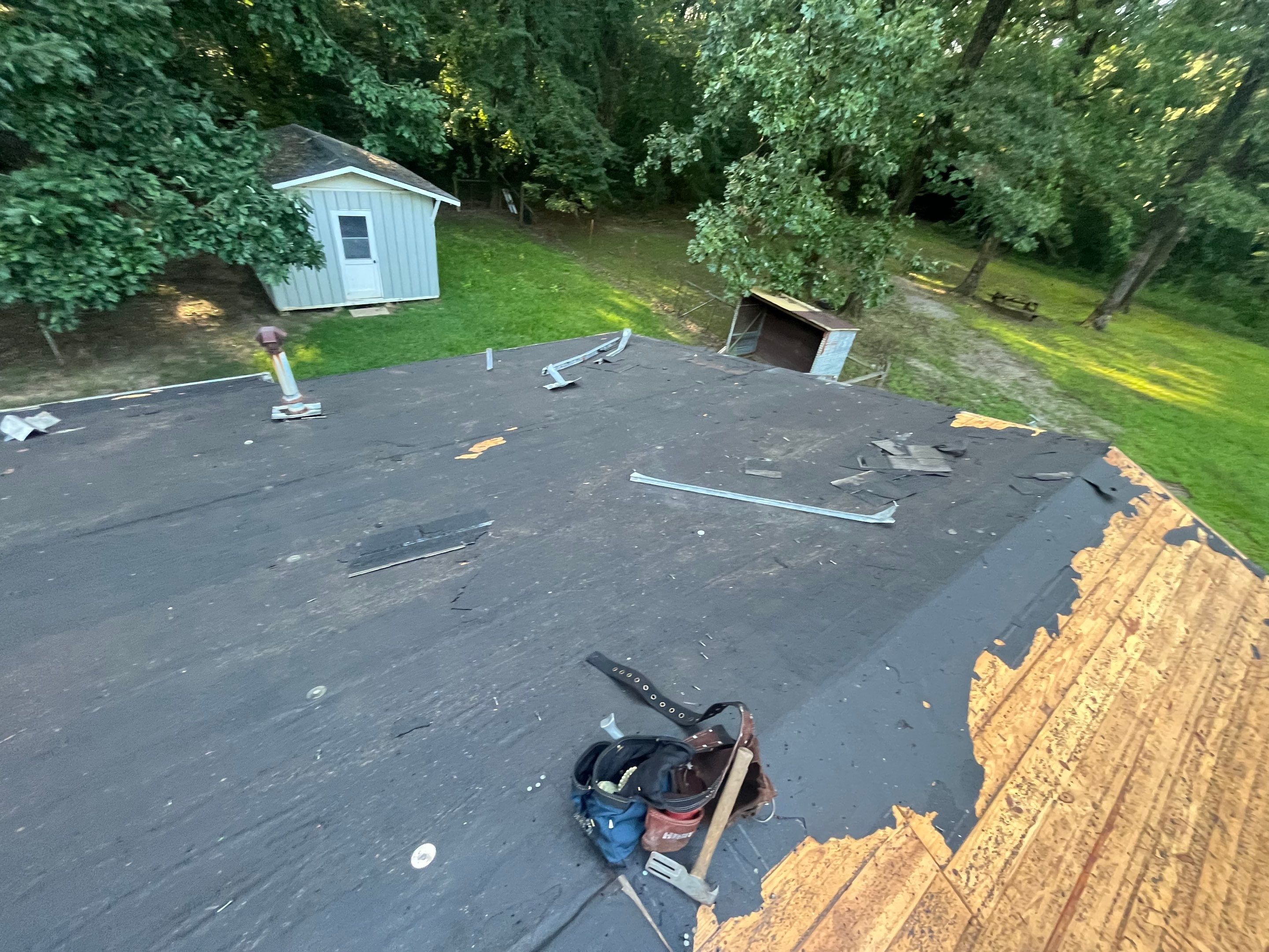 Residential Reroof: 25 Year 3-Tab Shingle by Hostetler Roofing