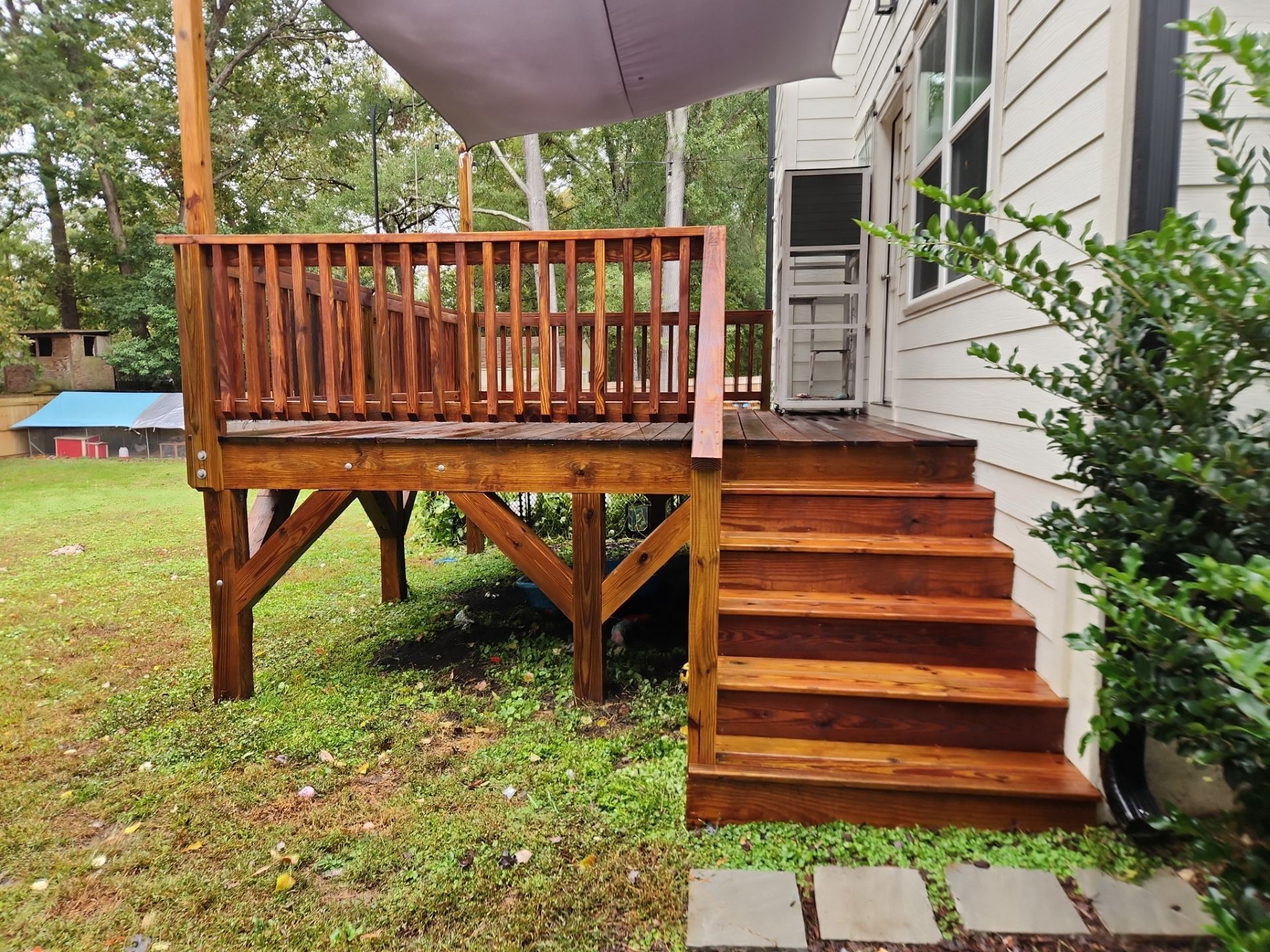 Wood Deck using Wood Sealant by DuraSeal