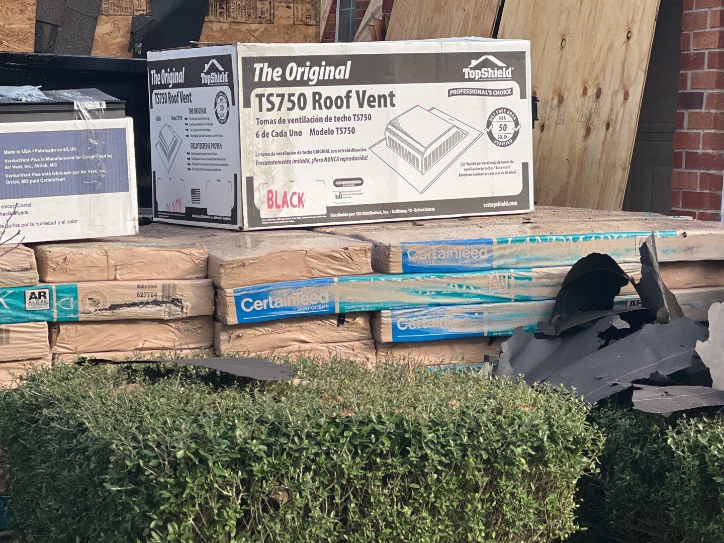 SureStart PLUS 4-STAR Warranty Fully covers materials, labor, tear-off and disposal expenses in years 1-50. by Roof Concepts Construction