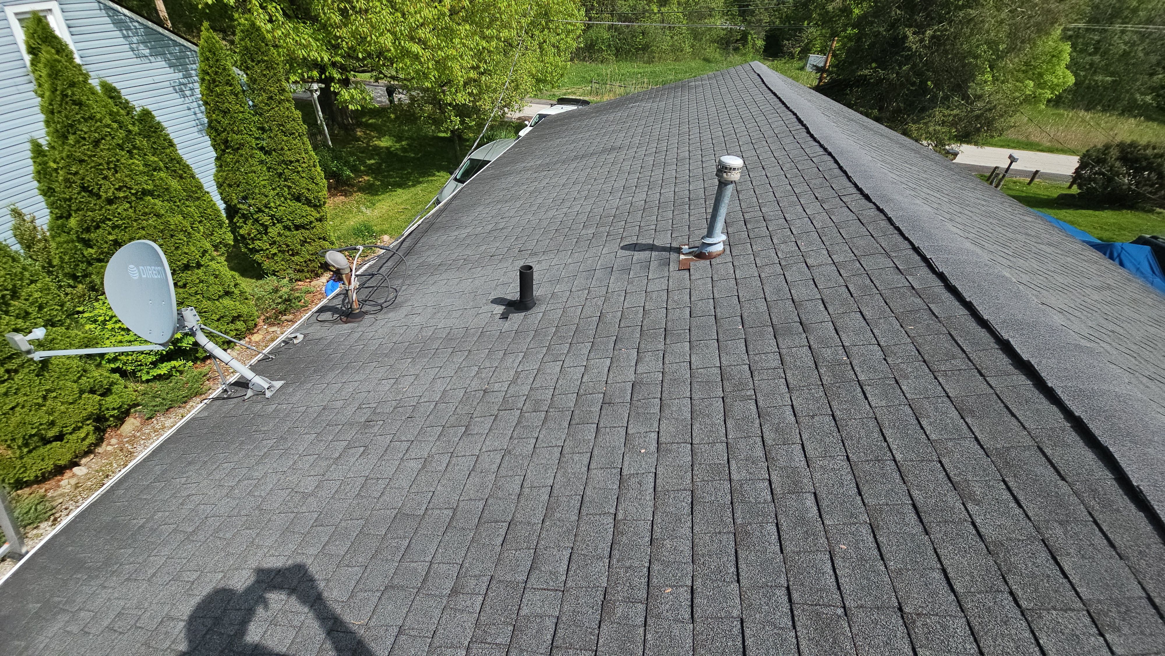 Atlas Pinnacle, Color, Coastal Granite, Drip Edge, Color, Birch White by Eagle Eye Roofing