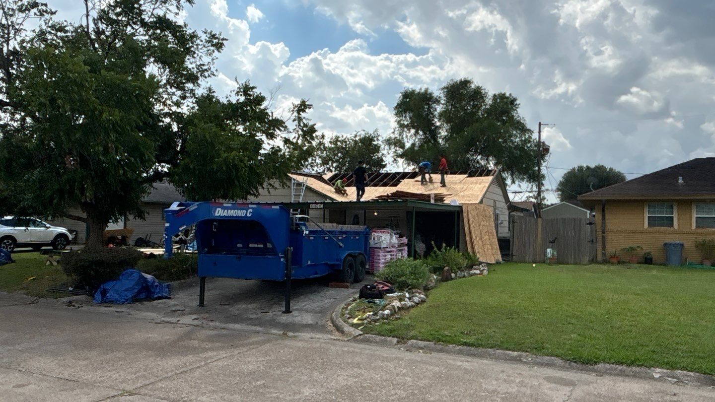 Residential Roofing Installation using Owen's Corning Duration (Lifetime) Shingles by Roof Repair Company
