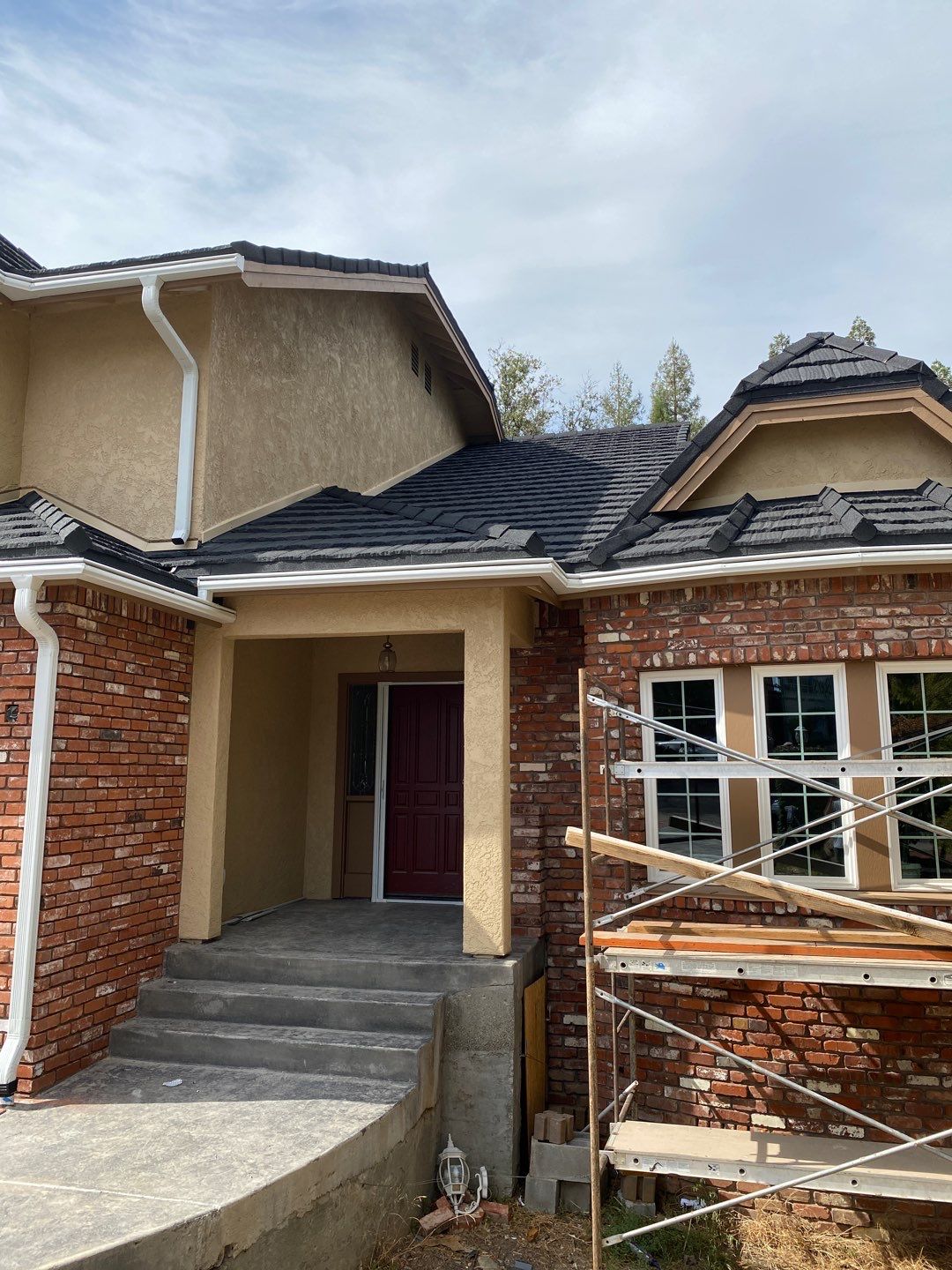 Gutter Installation using Englert LeafGuard Gutters by Byers Enterprises 