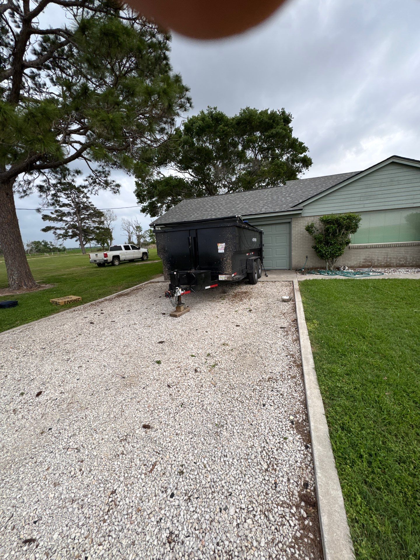 Roof Replacement louise by Roof Repair Company
