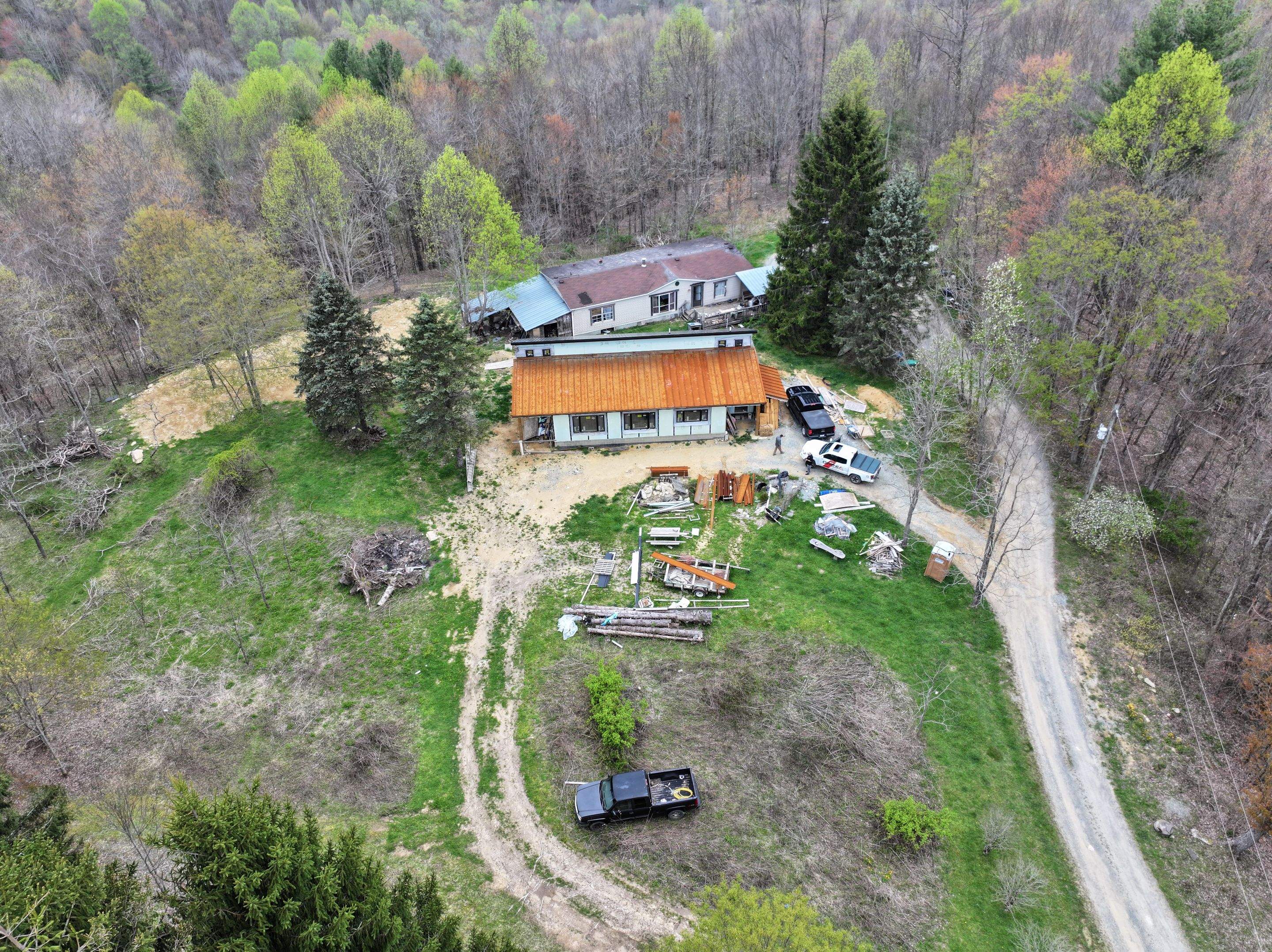 McDaniel Residence by Omnia Roofing