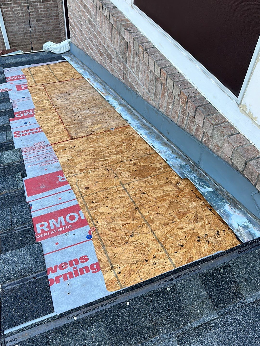 Leaking Roof Repair by Roof Repair Company