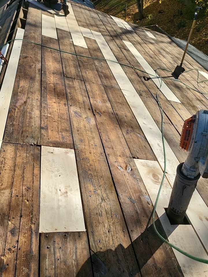 ATLAS PINNACLE COLOR: PRISTINE SCOTCHGARD HEARTHSTONE DRIP EDGE: BLACK by Eagle Eye Roofing