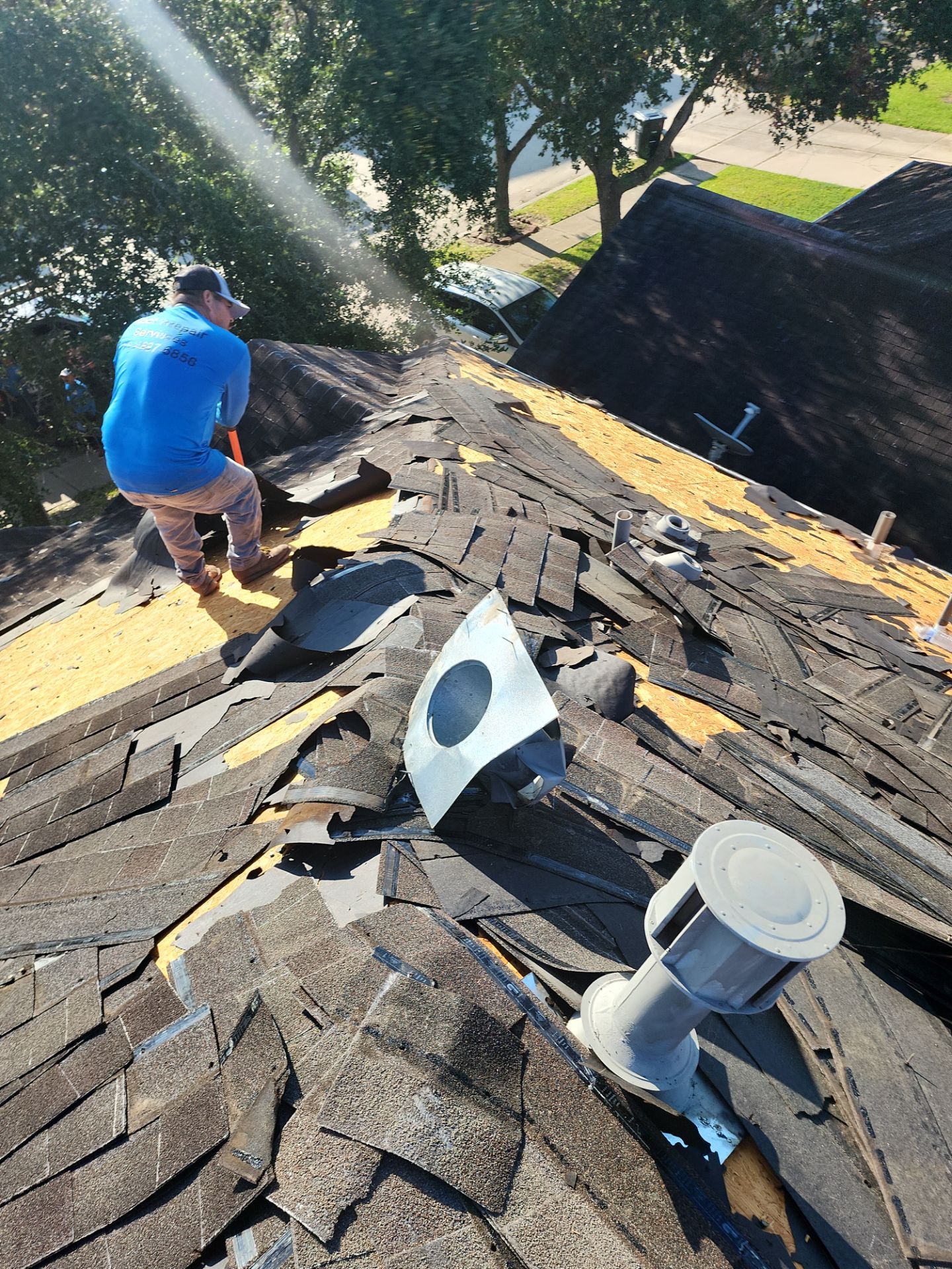 Residential Roofing Installation using Owen's Corning Duration (Lifetime) Shingles by Roof Repair Company