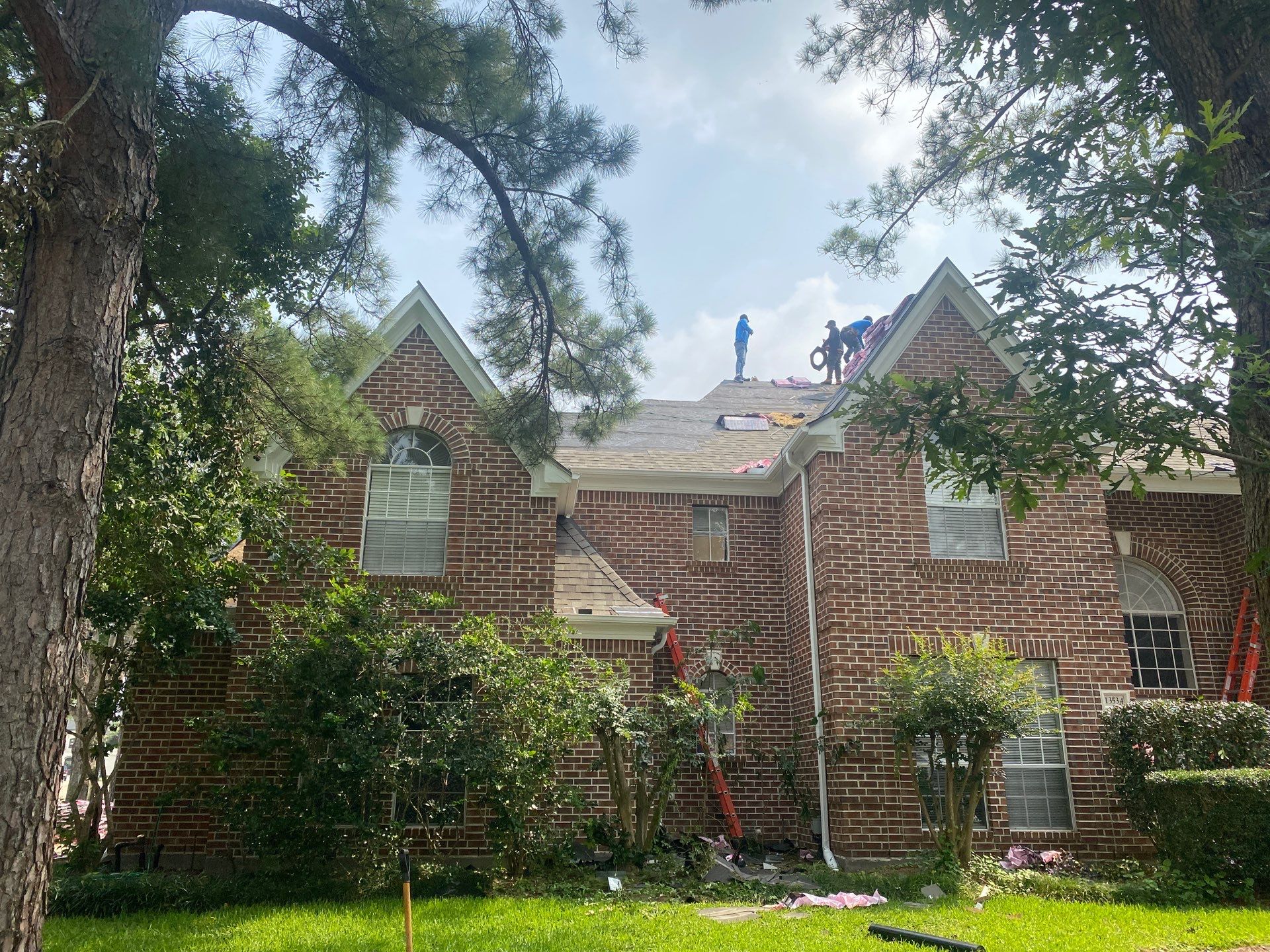 Residential Roofing Repair using Owen's Corning Duration (Lifetime) Shingles by Roof Repair Company