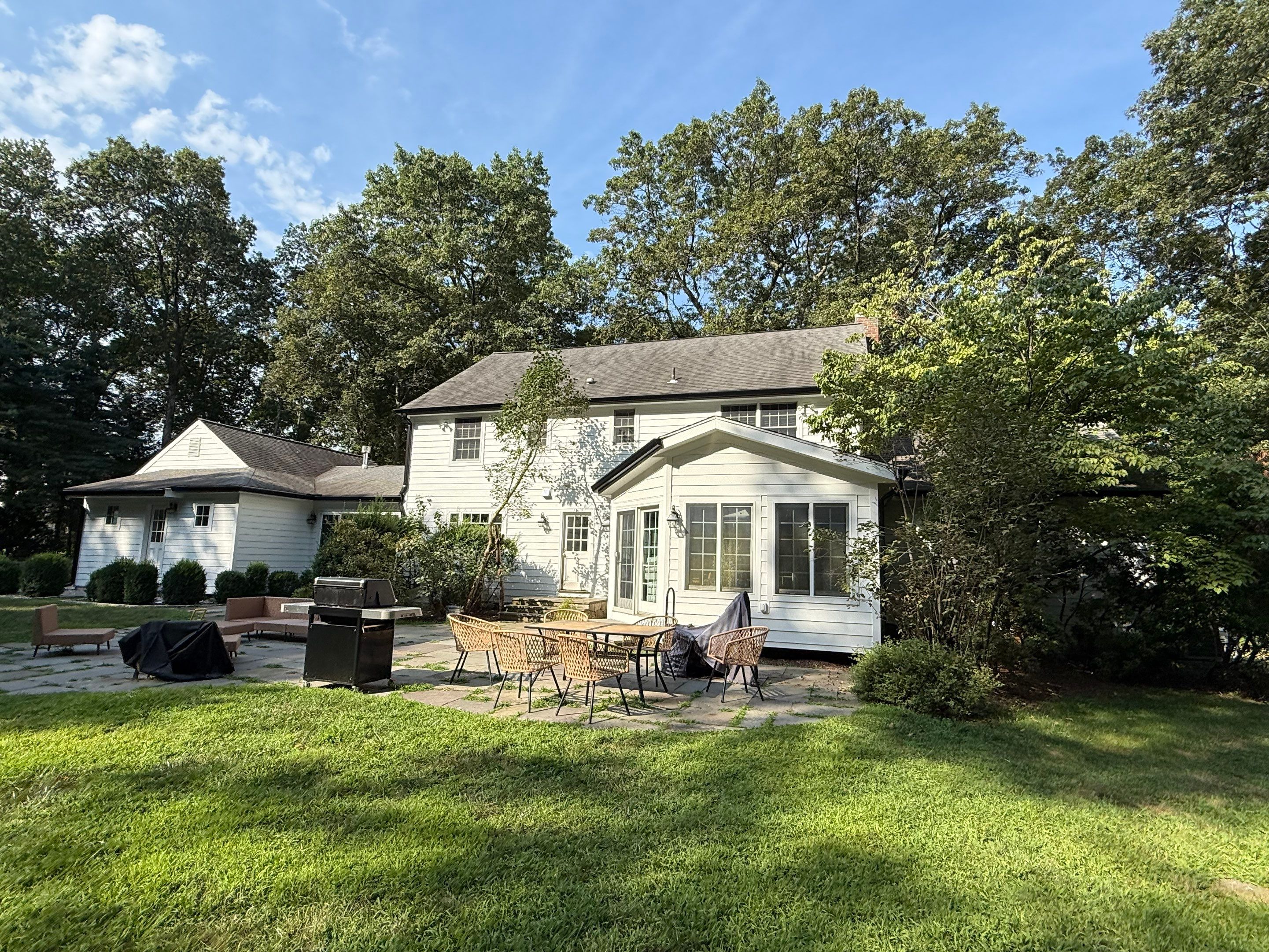 Easton CT Colonial Transformation by Ideal Siding 