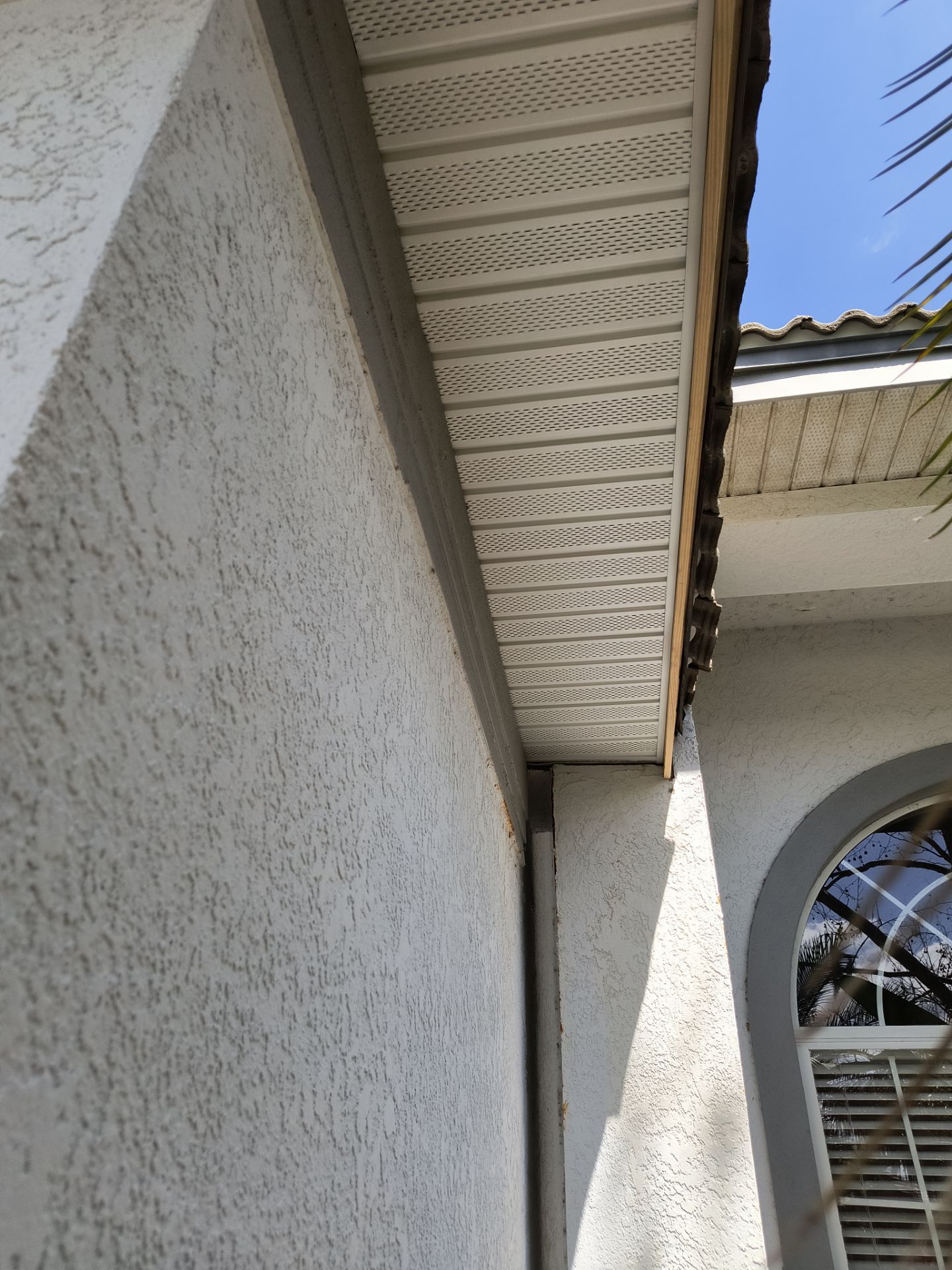 Complete Roofline Upgrade with Soffit, Fascia & Gutters Tampa FL by Gutter Professors