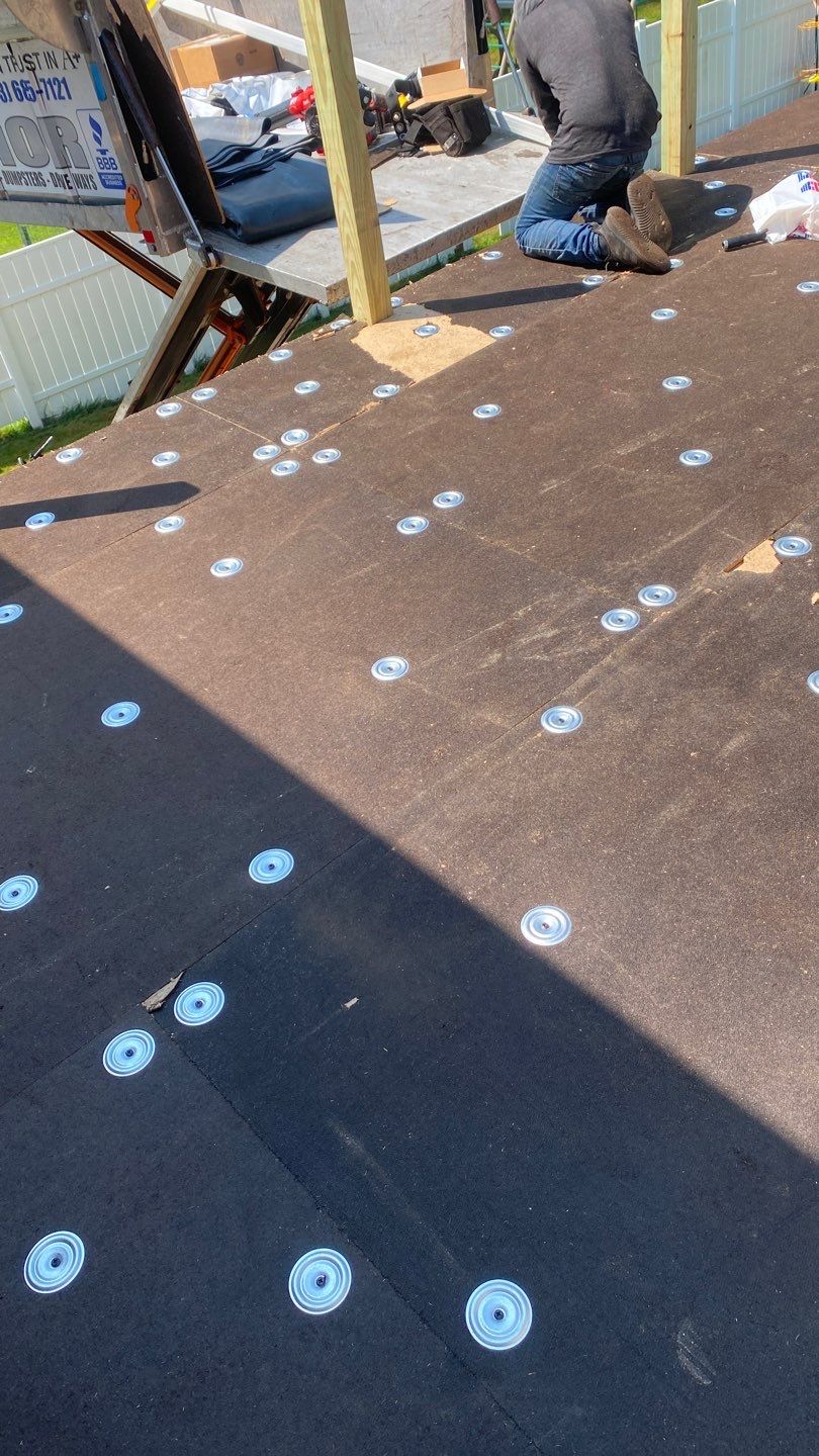 Siding Repair using Certainteed Mainsteet D4 and EPDM roof under deck by A Plus Exterior