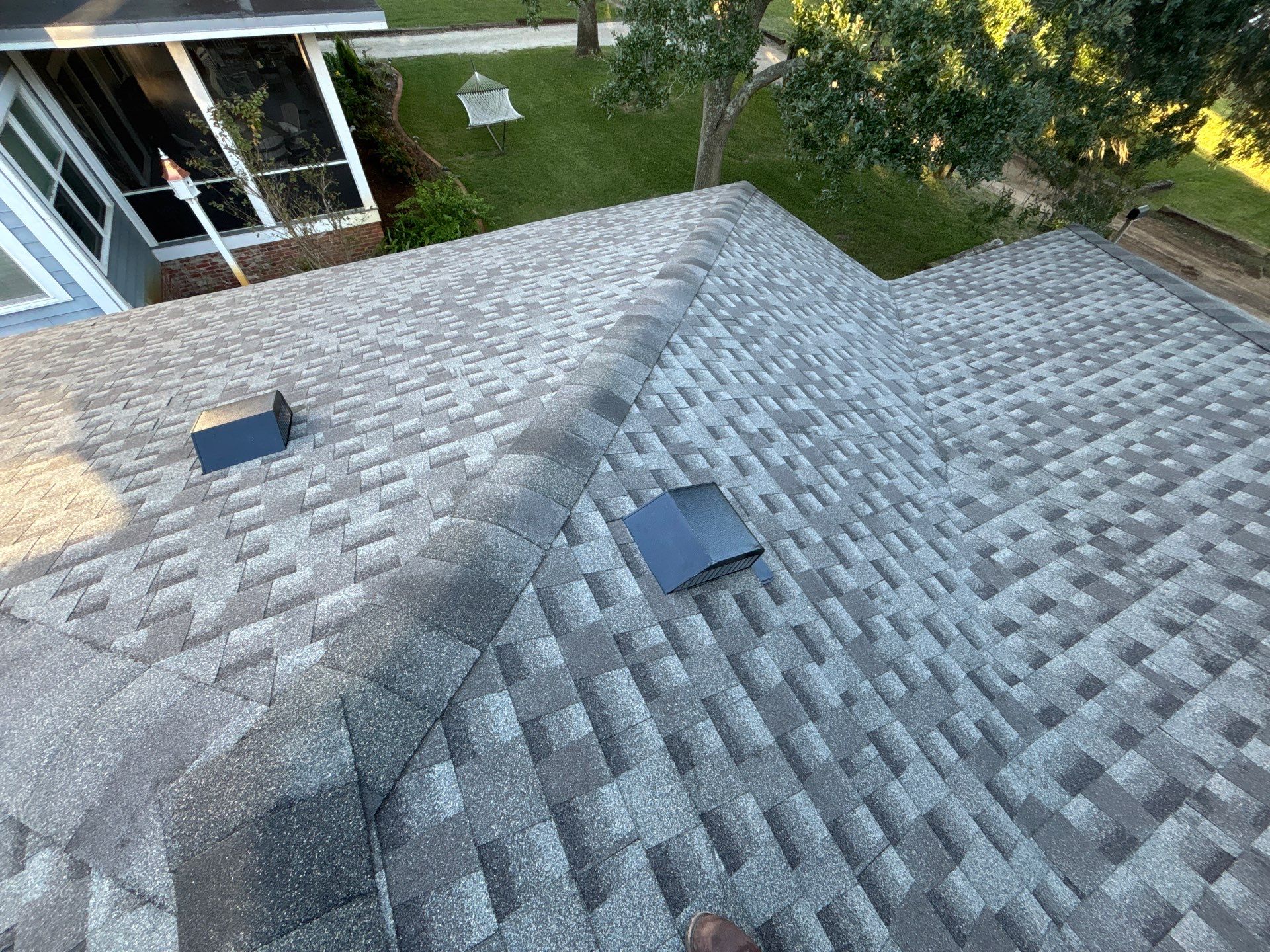 GAF HDZ - Weathered Wood by Linta Roofing Inc