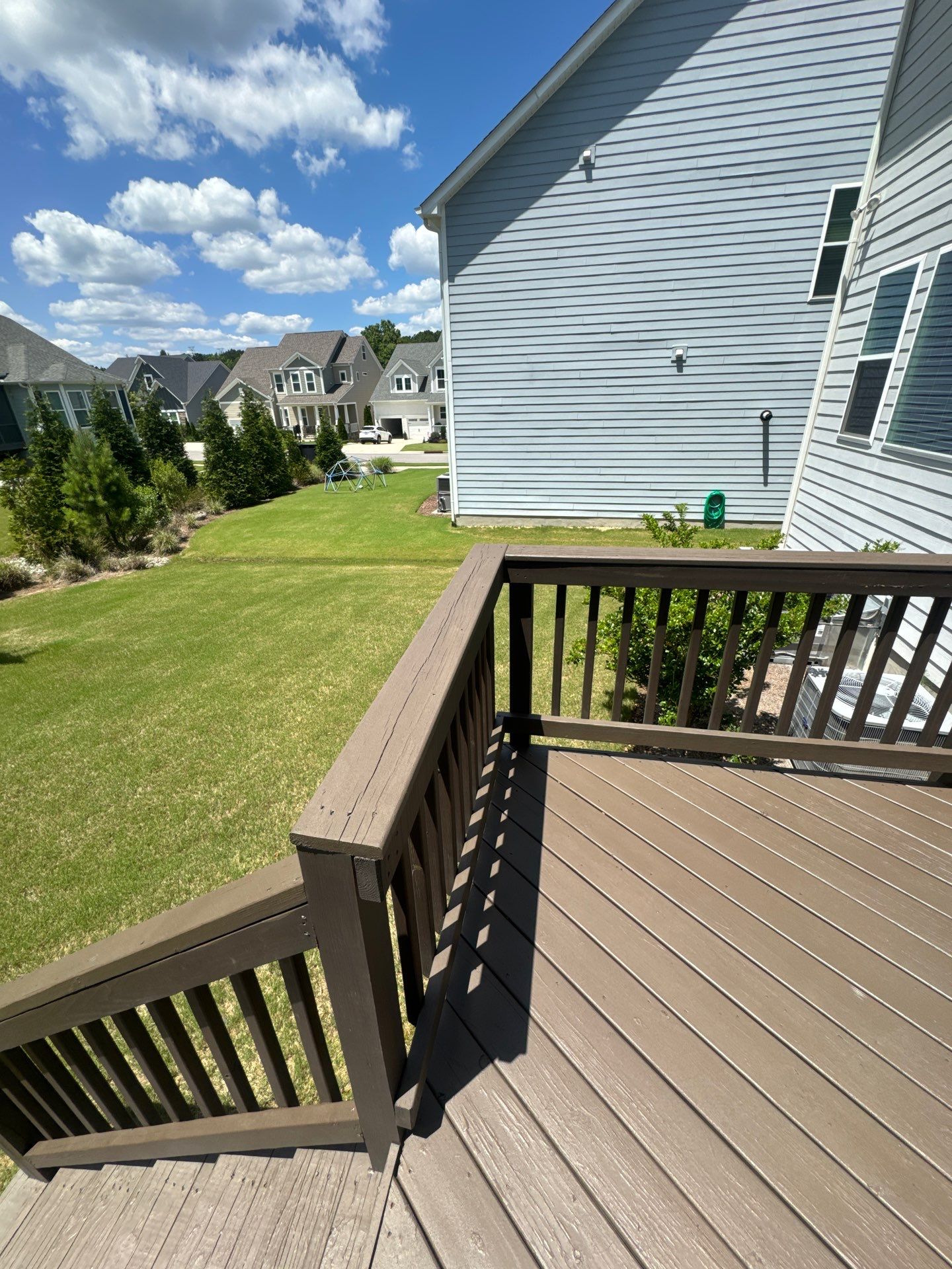 Weathered Deck using AcryFin by DuraSeal