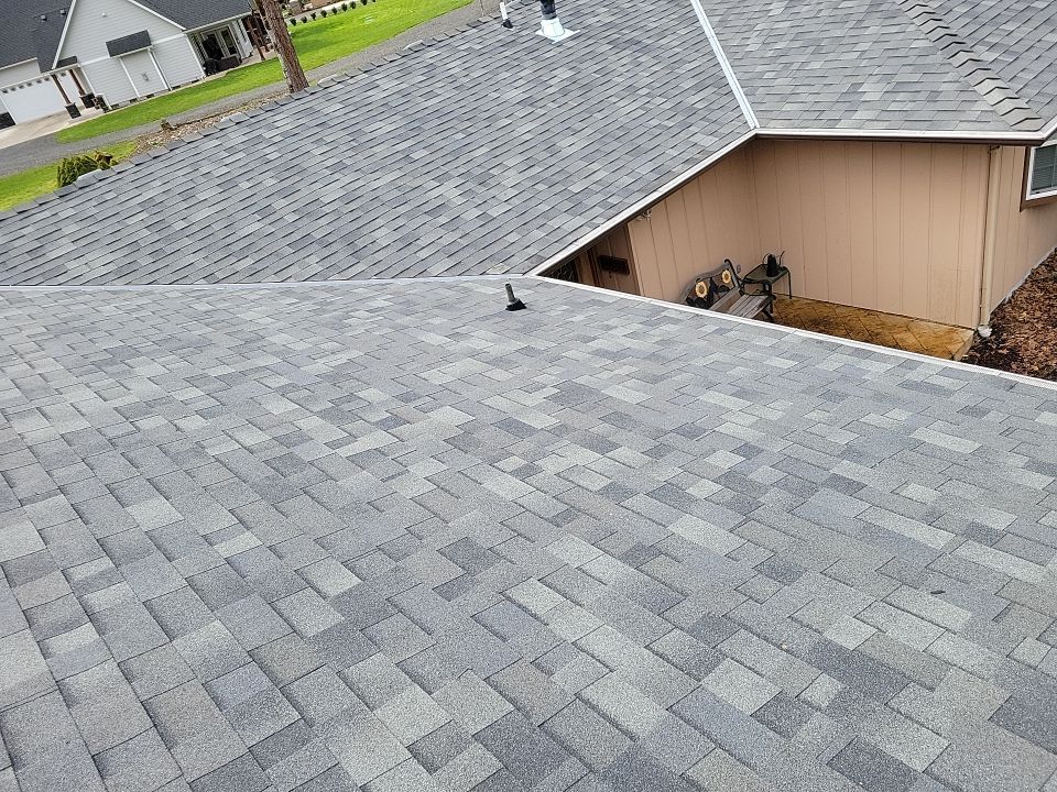 Residential Re-Roof in Lebanon Oregon by Orezona Building & Roofing Company, Inc.
