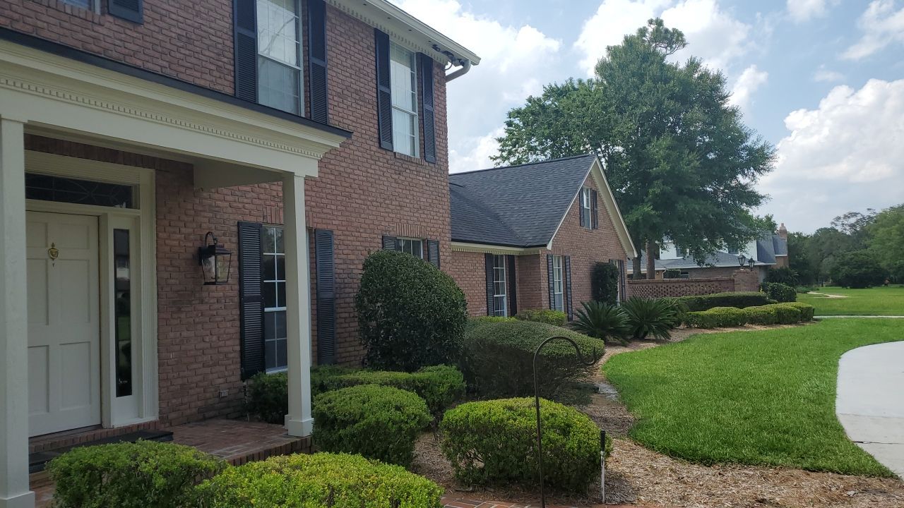 Deerwood Interior and exterior house painting project in Jacksonville, FL by A New Leaf Painting, LLC