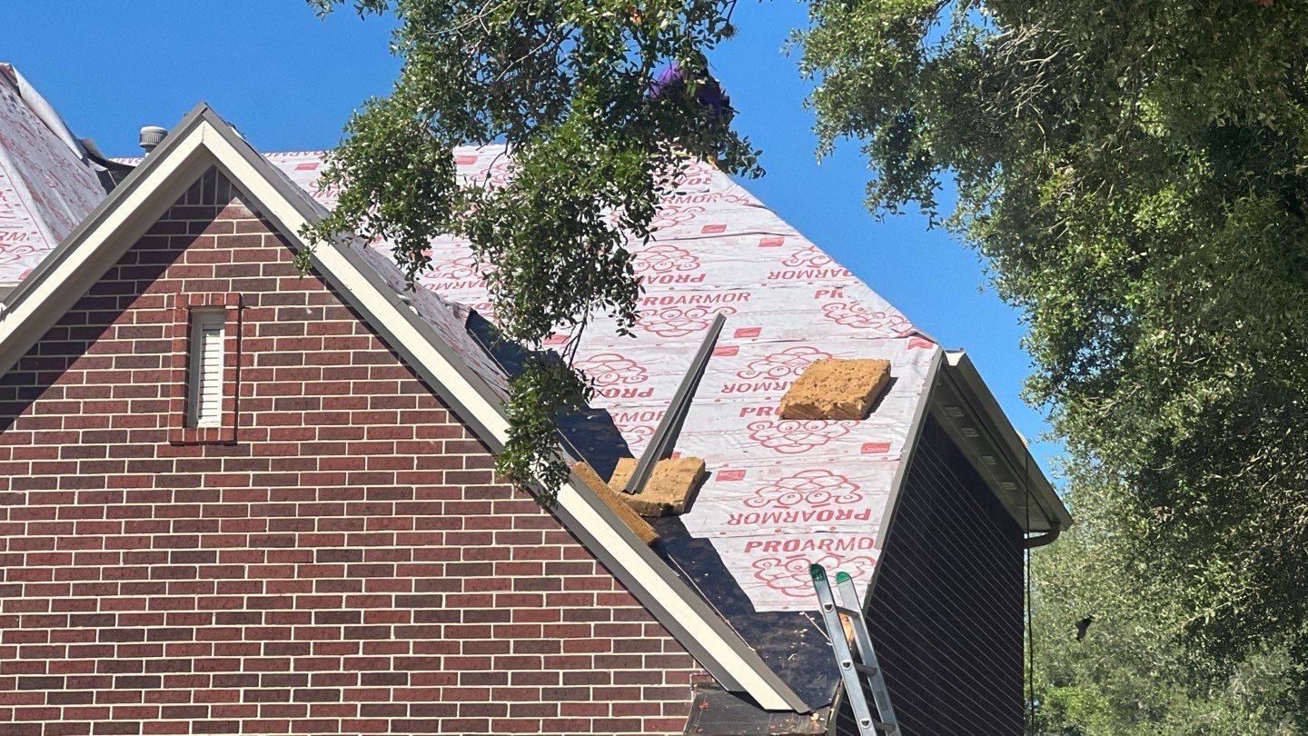 Residential Roofing Installation using Owen's Corning Duration (Lifetime) Shingles by Roof Repair Company