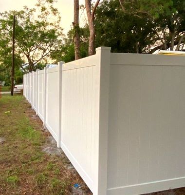 Vinyl Fence Installation using Vinyl Privacy Fence 