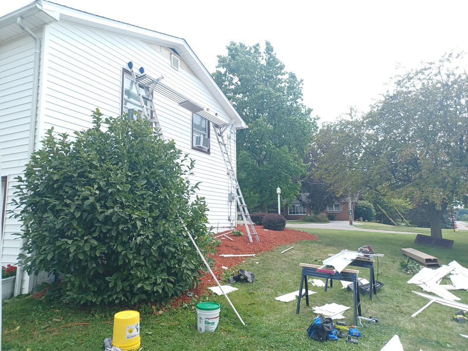 Akicka Gates by Silver Leaf Contracting 
